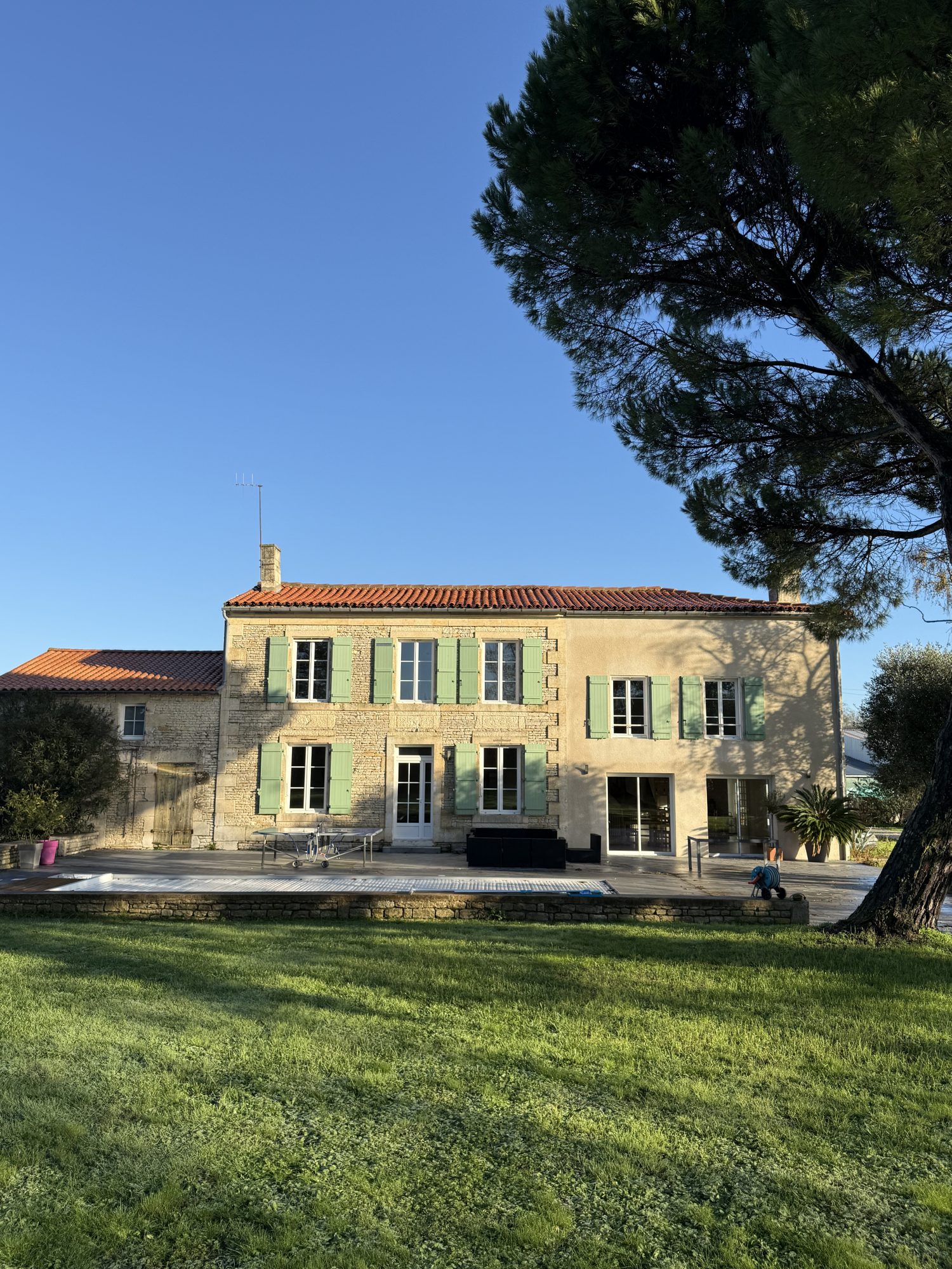 Ancienne - 9 pièces - 250 m² - Saint-Symphorien (79270)