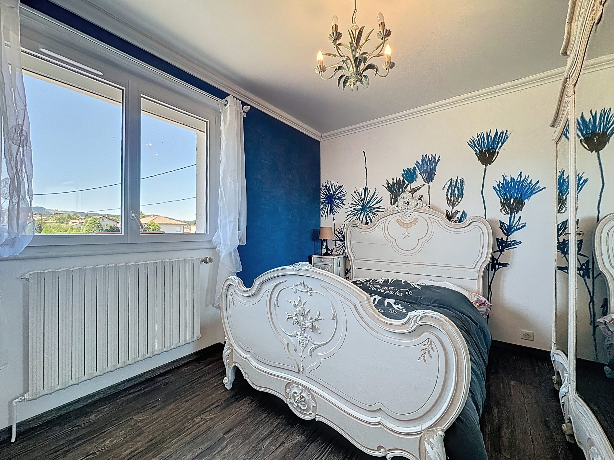 MURS ET FONDS DE COMMERCE BAR / TABAC / LOTO / FDJ / RESTAURANT AVEC LOGEMENT – SECTEUR LE PUY-EN-VELAY Le Puy-en-Velay 43000