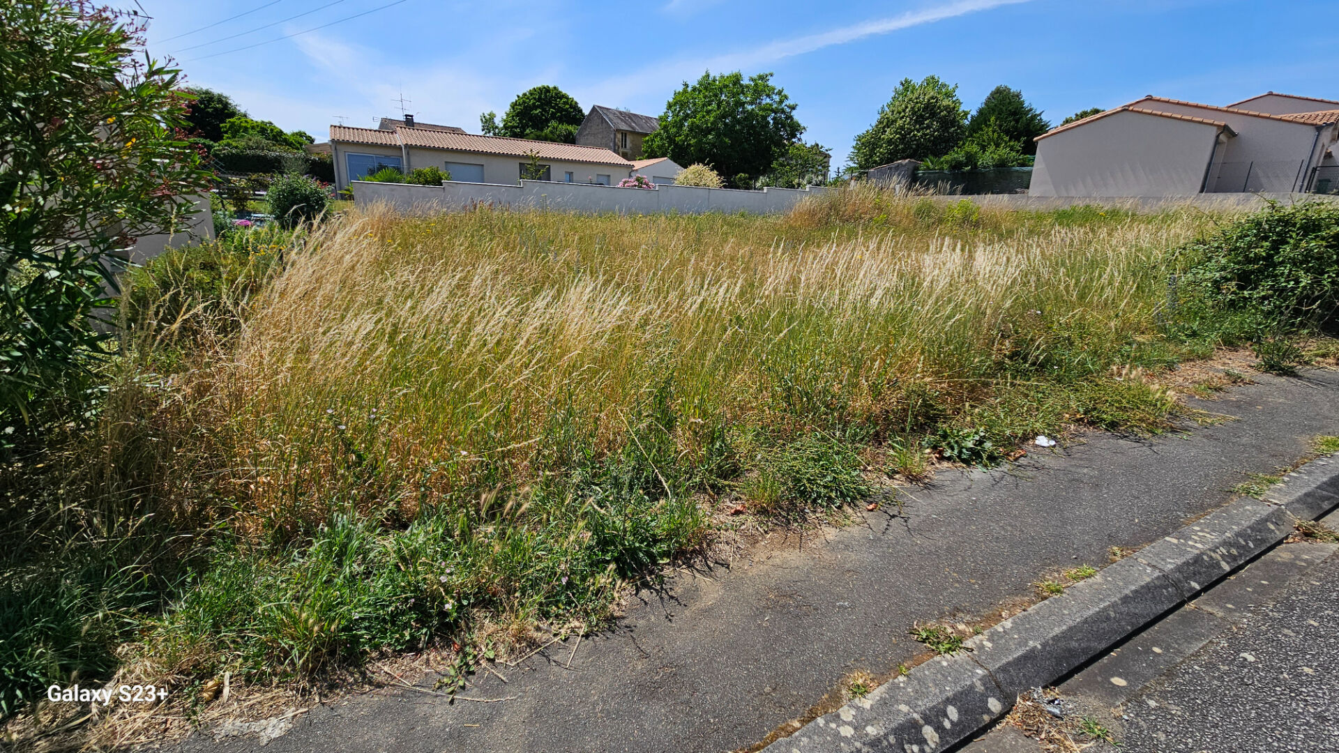 Terrain Champdeniers Saint Denis 266 m2
