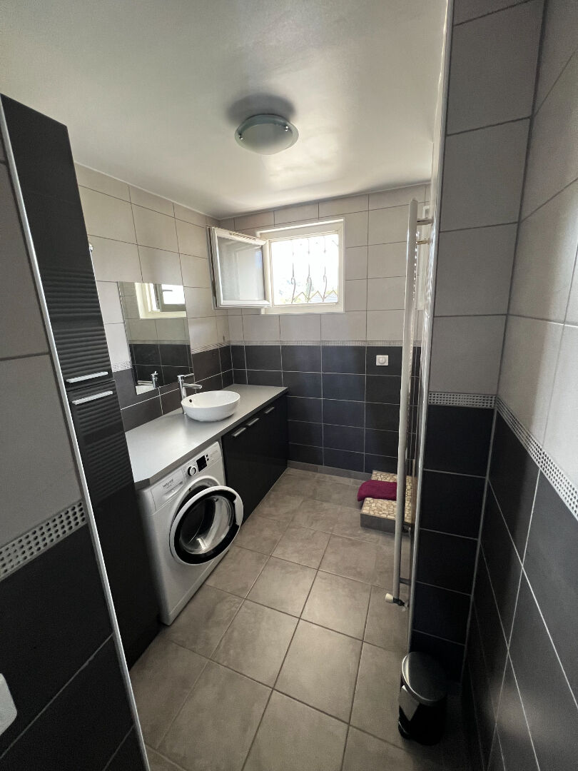 Appartement MEUBLE Albertville 3 pièce(s) 70.38 m2 avec garage ALBERTVILLE 73200