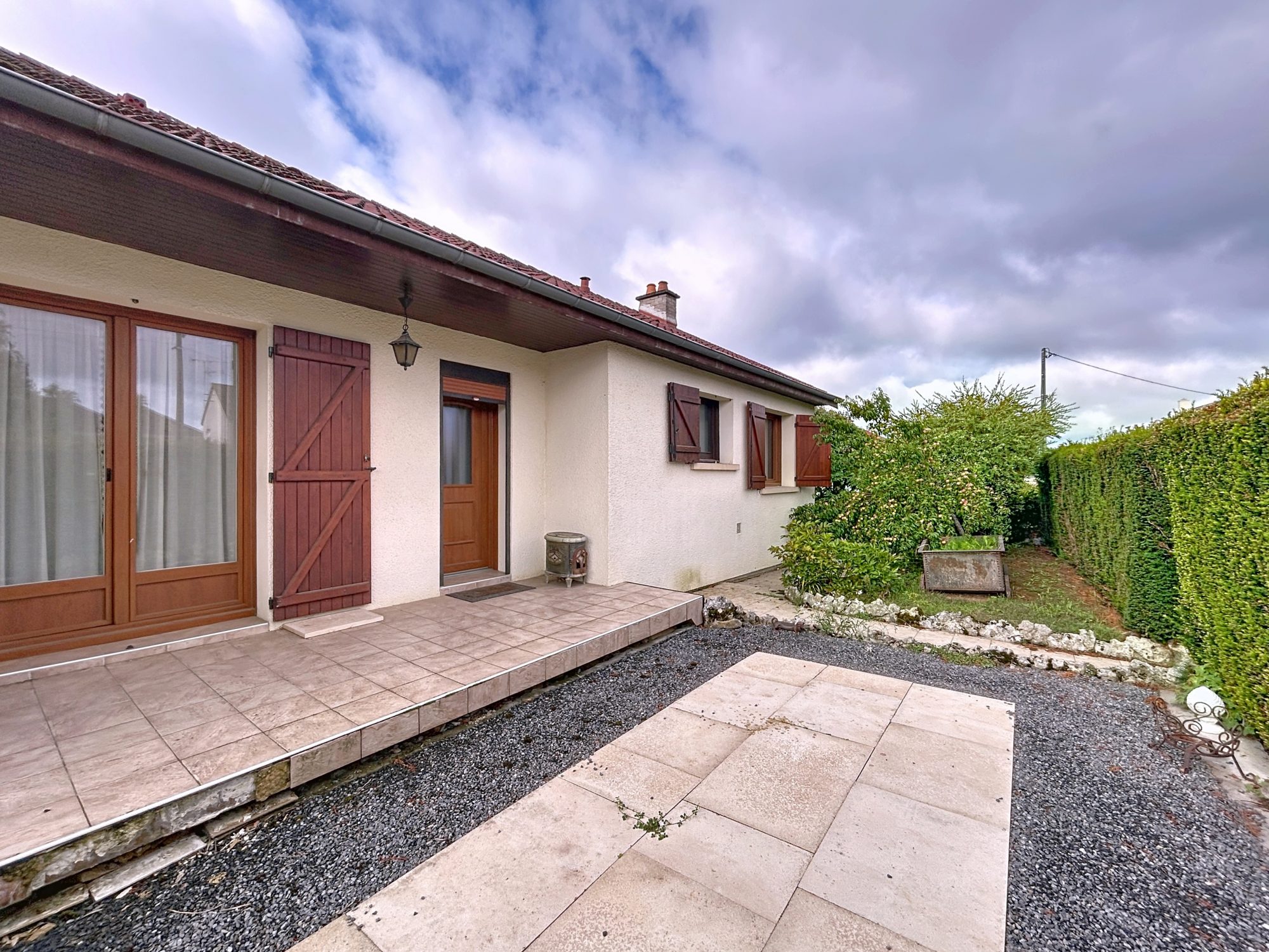 Maison sur sous sol complet Jonchery 52000