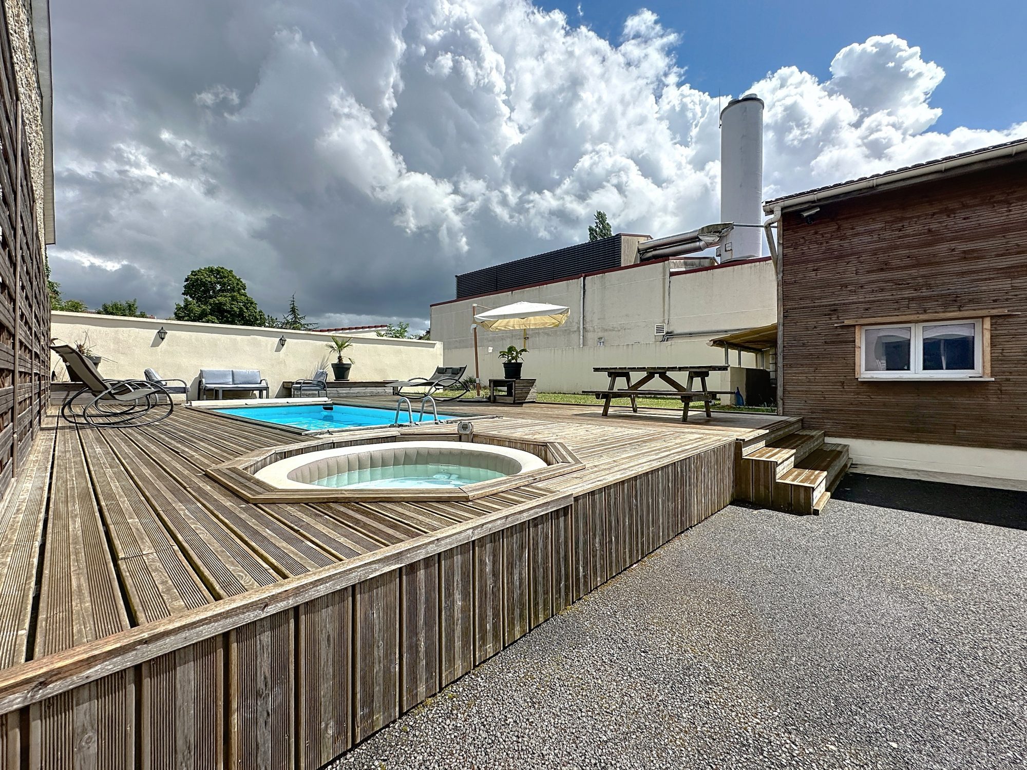 Ensemble Immobilier à fort potentiel Chaumont 52000