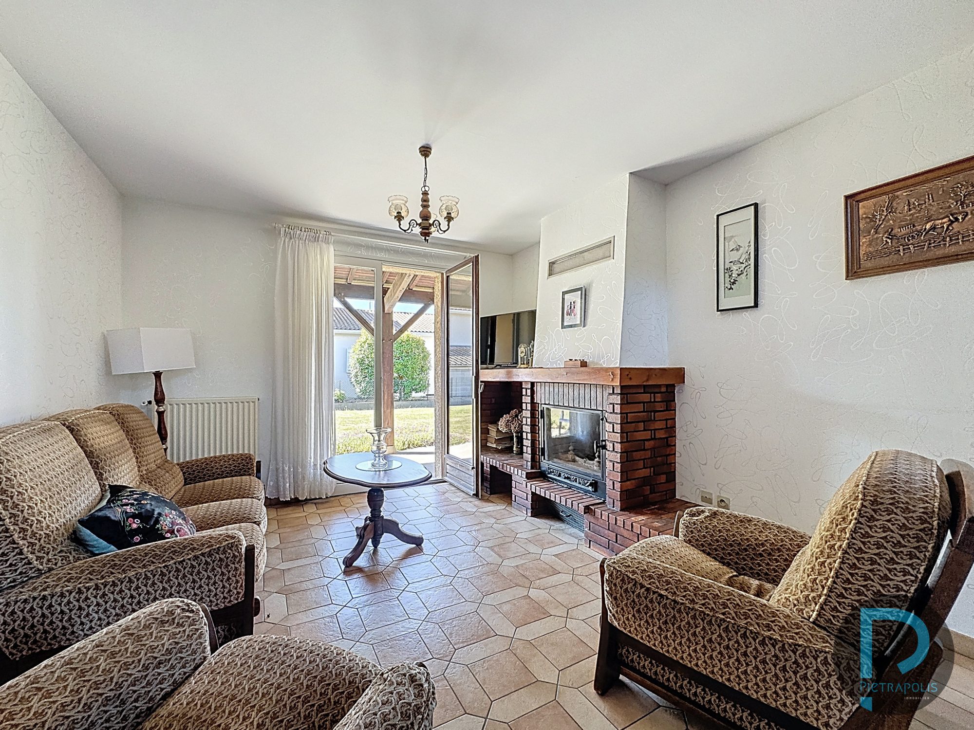 MAISON 4 CHAMBRES - CENTRE CIVRIEUX civrieux 01390