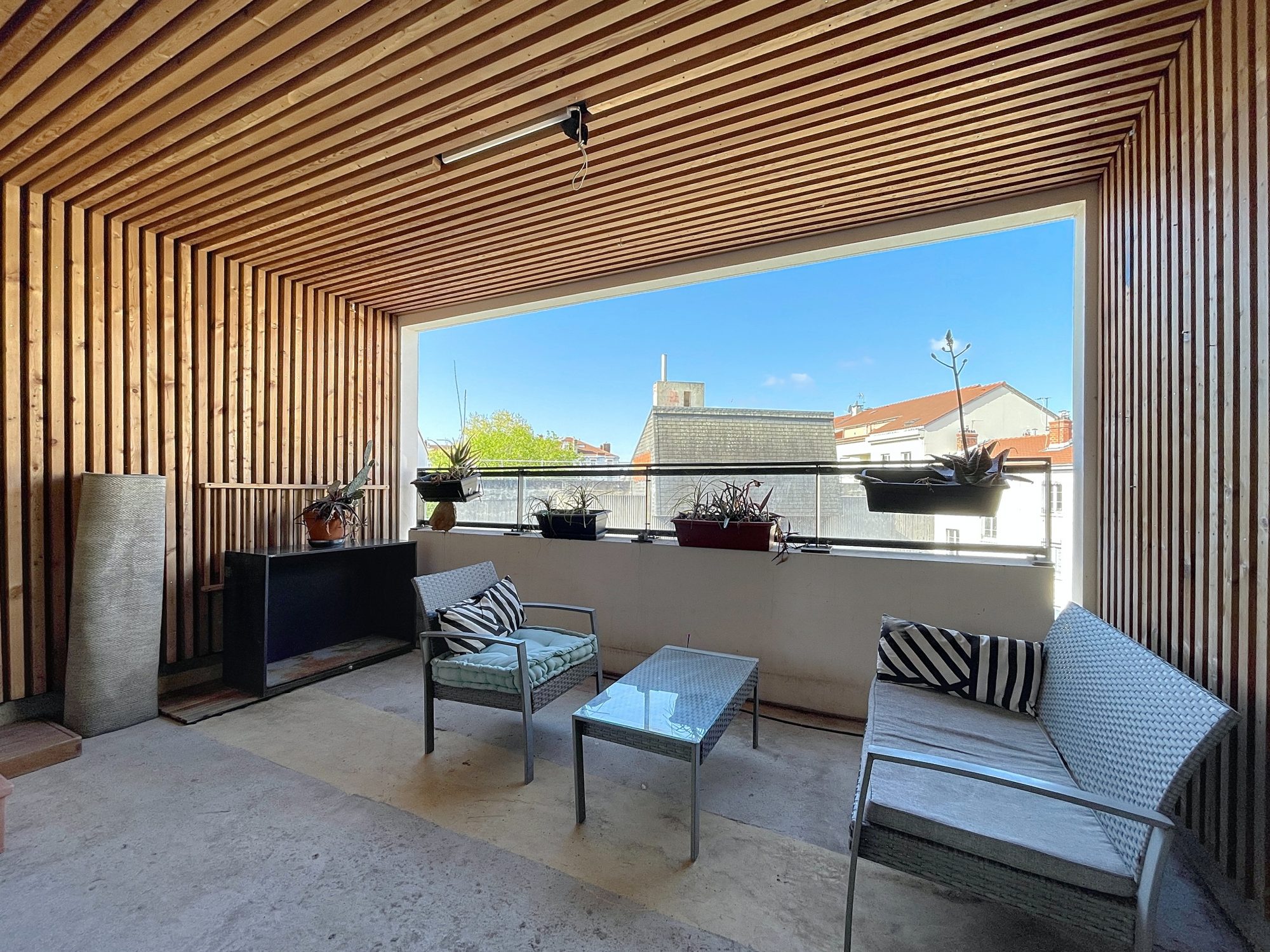 *VENDU* Appartement T4 avec terrasse et box