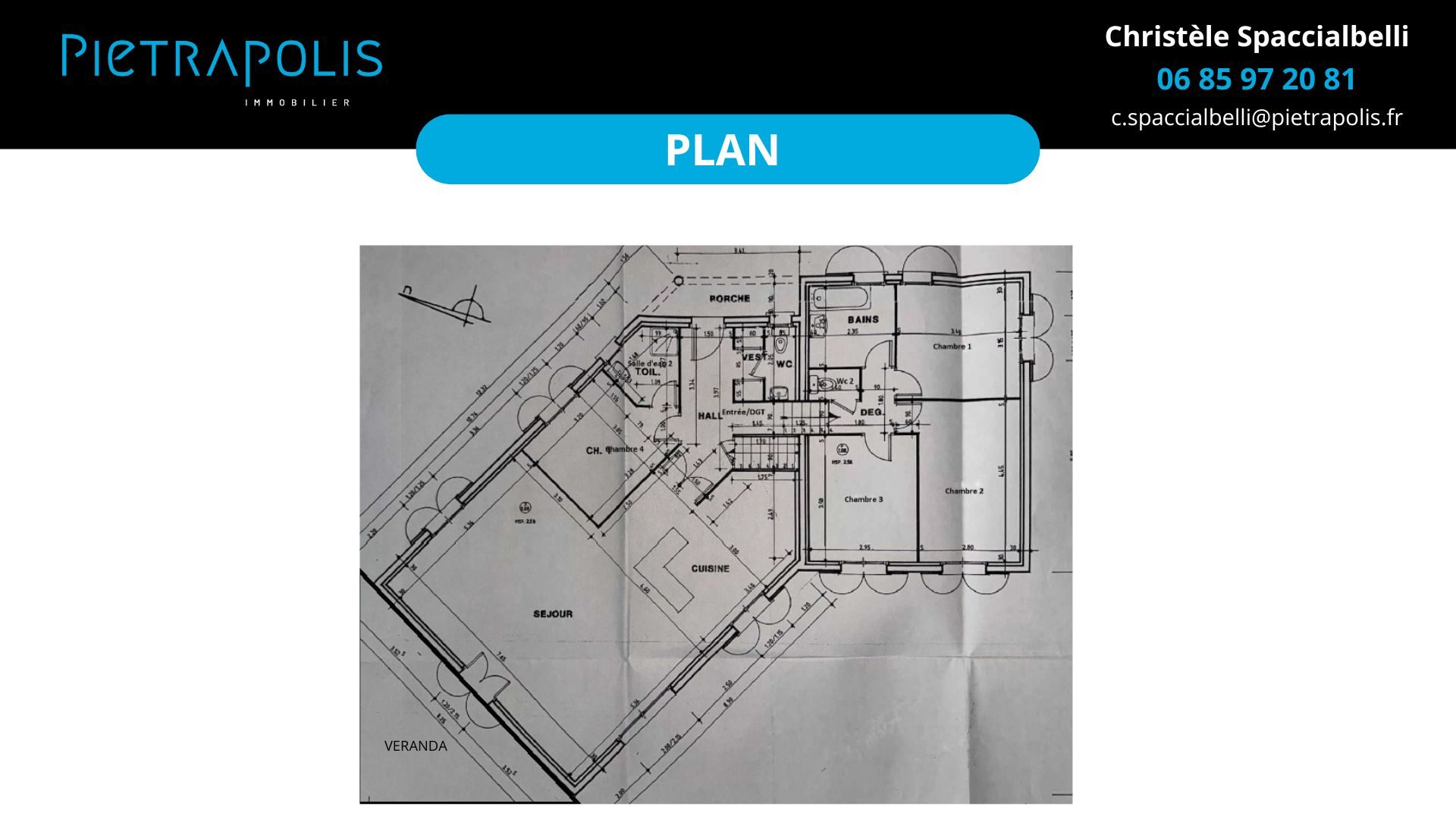 Maison T7 200m² sur 3327m² de terrain, piscine 12x6m Saint-Laurent-d'Agny 69440
