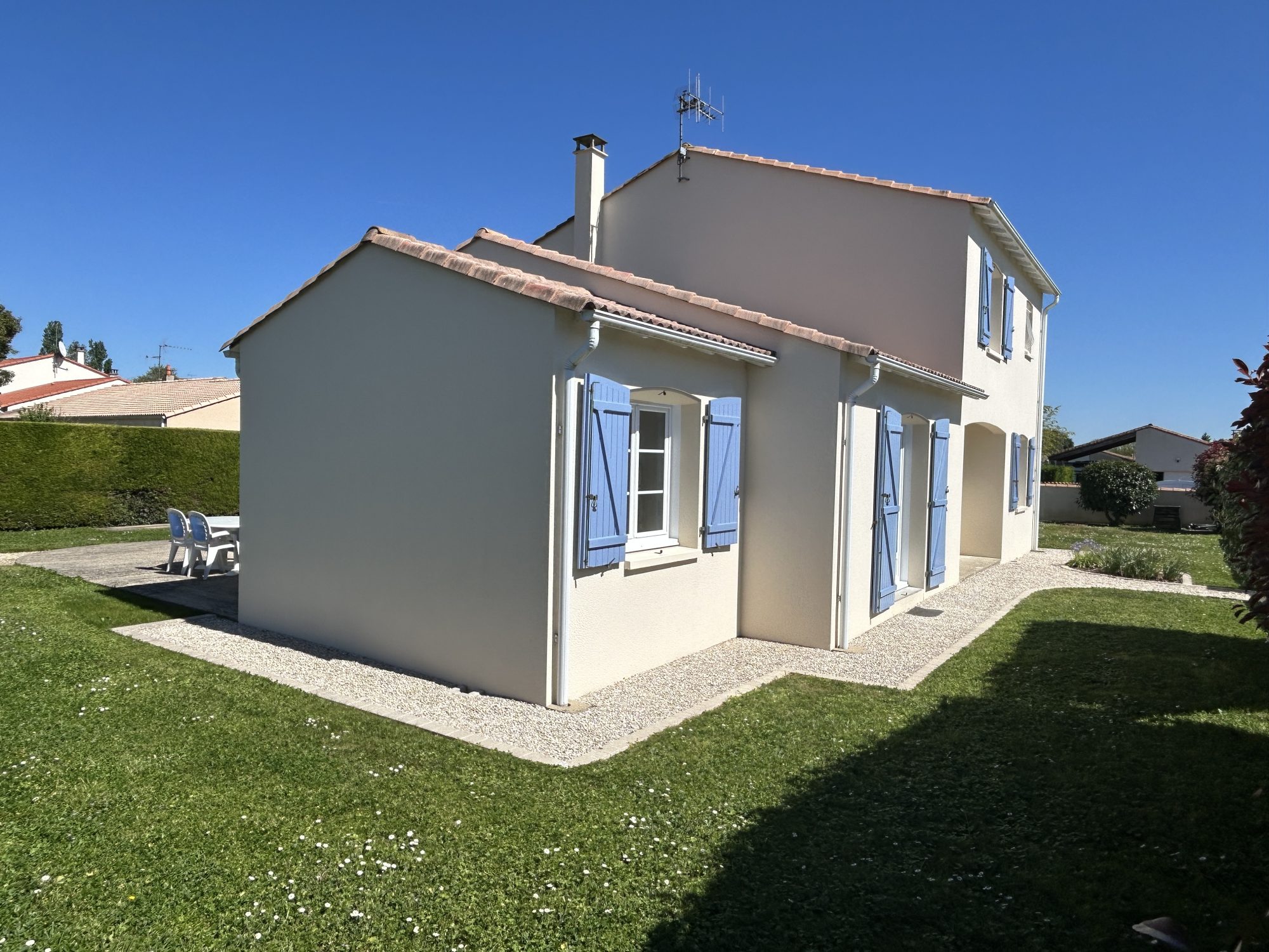 Maison - 7 pièces - 158 m² - Aiffres (79230)
