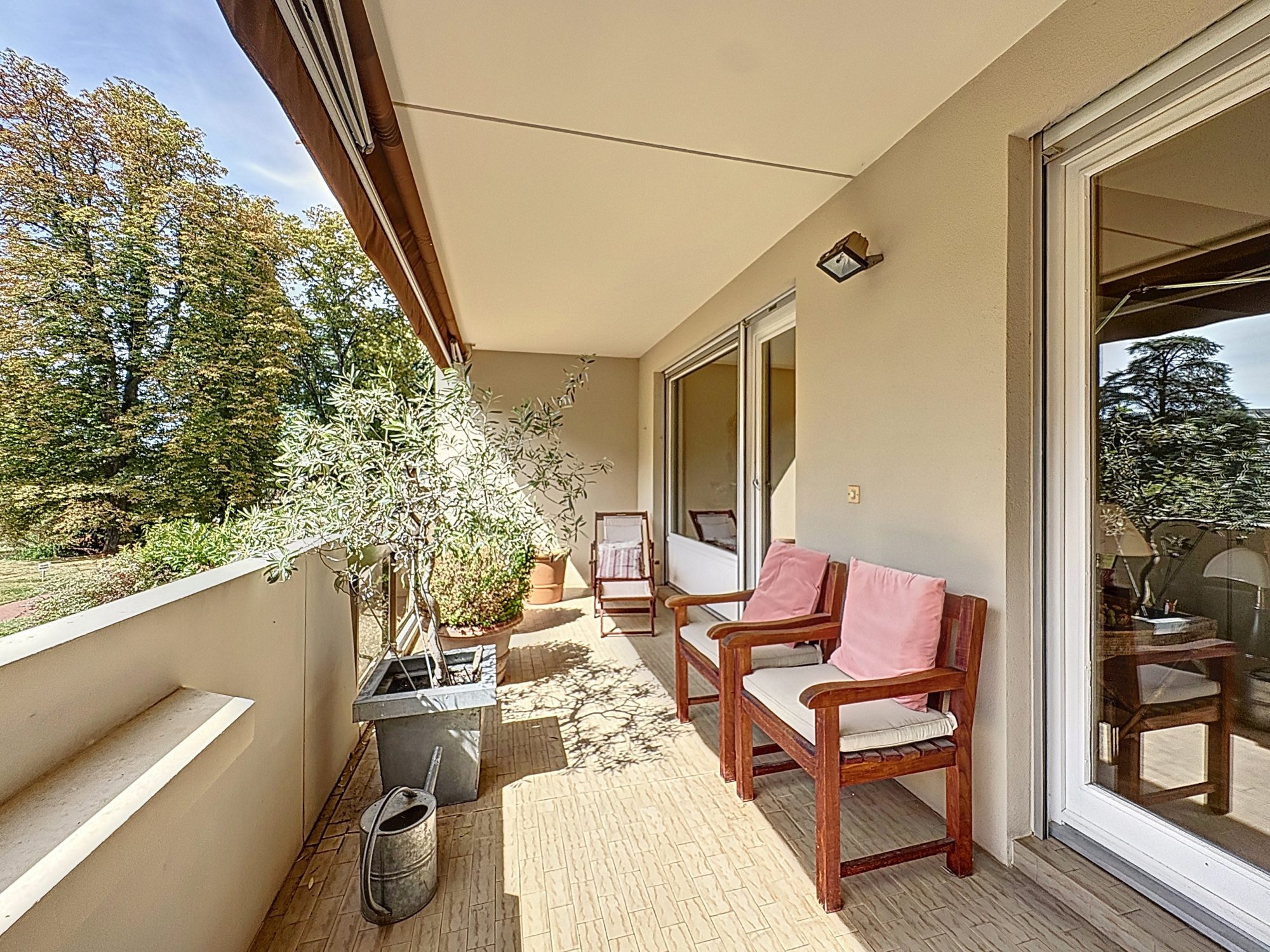 APPARTEMENT DE STANDING AVEC BALCONS Écully 69130