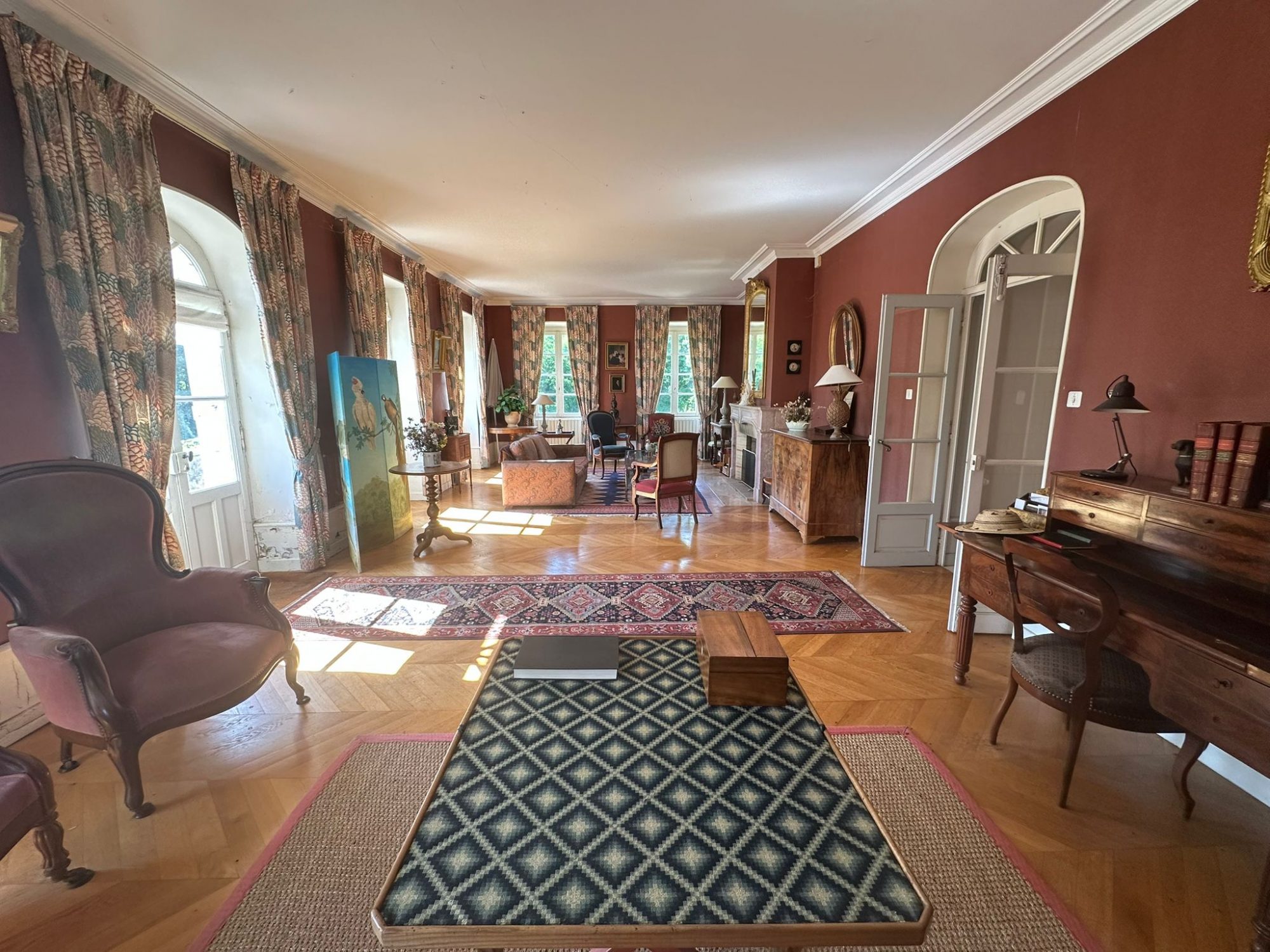 VASTE DOMAINE PROCHE DE MERCUREY Mercurey 71640