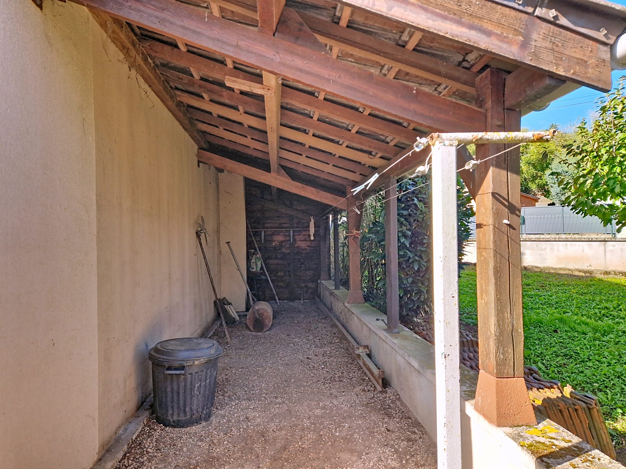 Maison 4 chambres avec garage La Clayette 71800