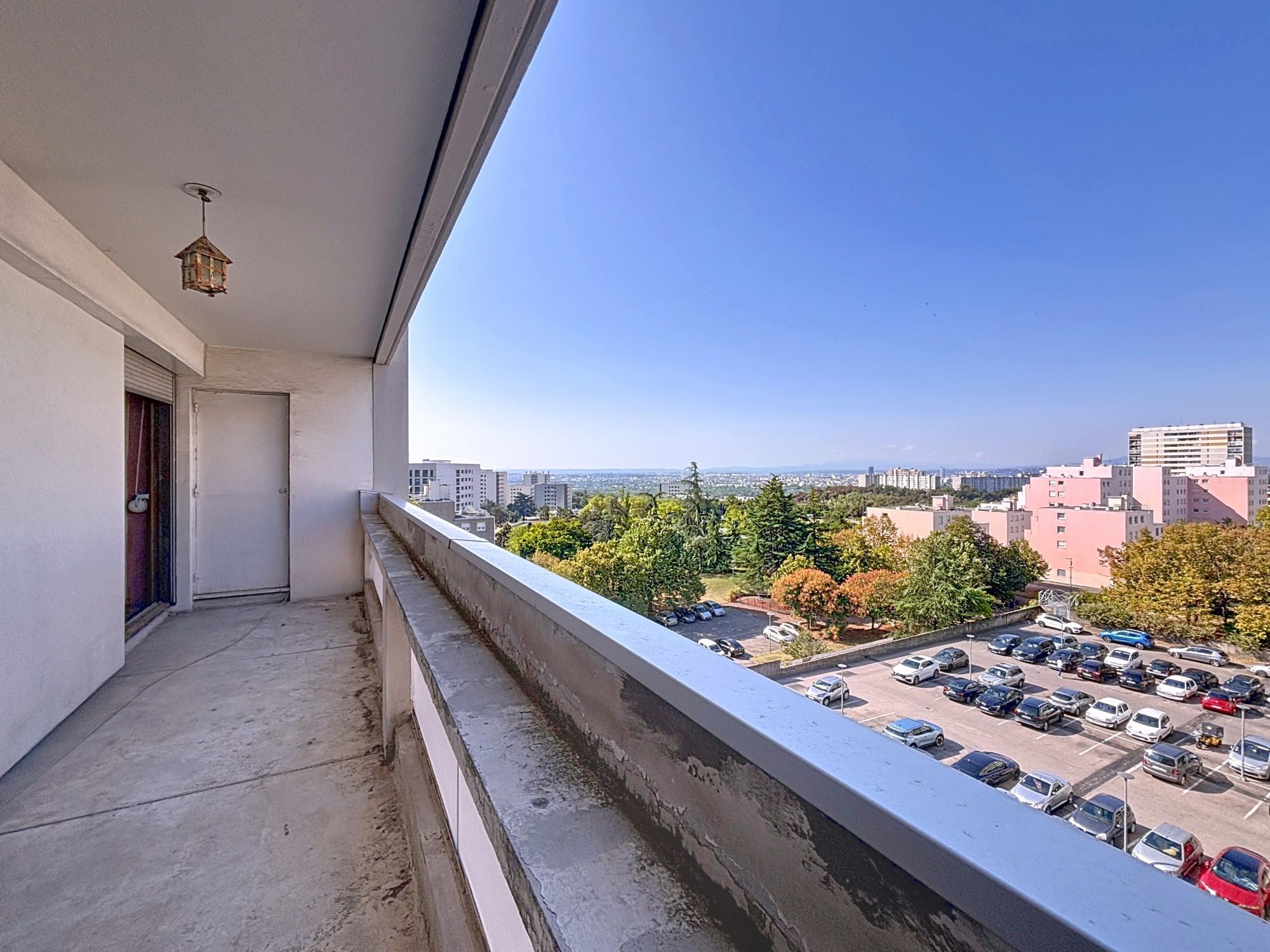 T4 - 113 m2 - fort potentiel - cave et garage Rillieux-la-Pape 69140