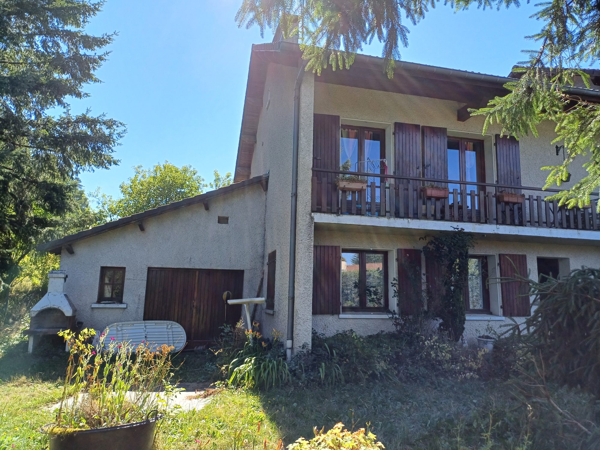 Maison - 8 pièces - 147 m² - Le Chambon-sur-Lignon (43400)