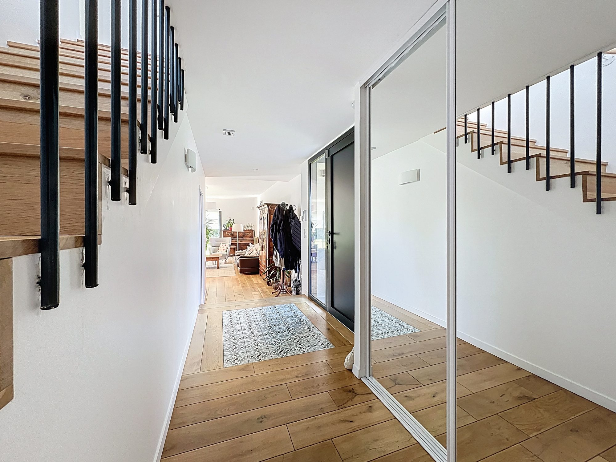 Maison d'architecte- 5 chambres, 3 salles d’eau, prestations haut de gamme et confort énergétique (DPE A) Fleurieux-sur-l'Arbresle 69210