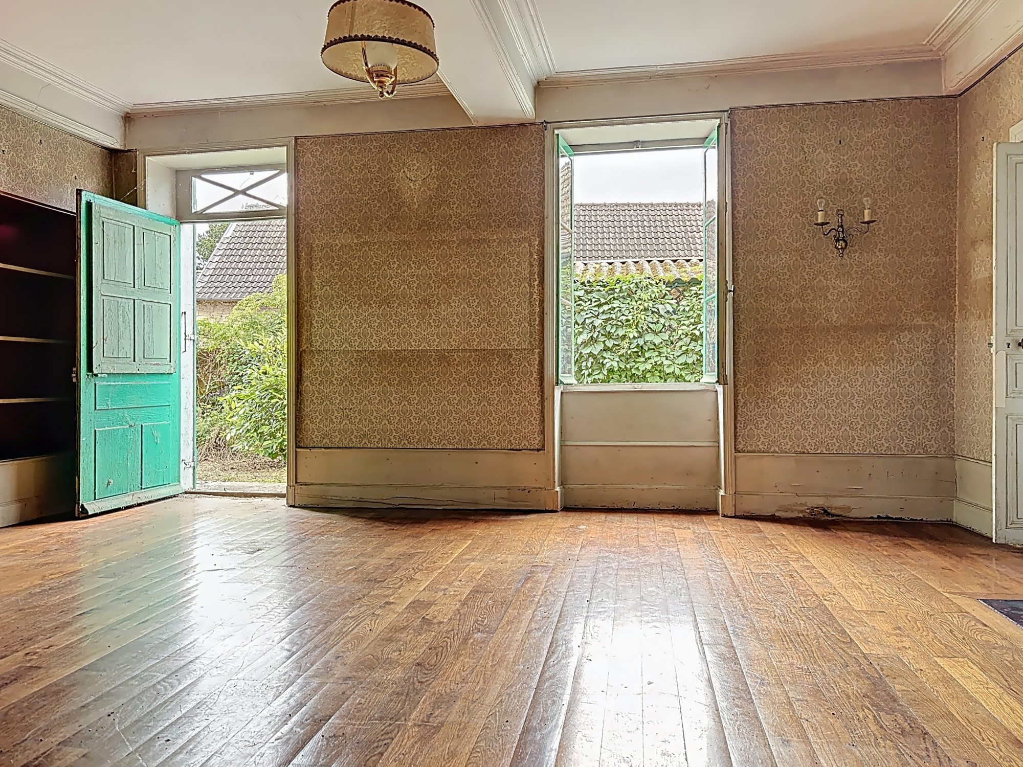 Maison cachet à rénover La Salle 71260