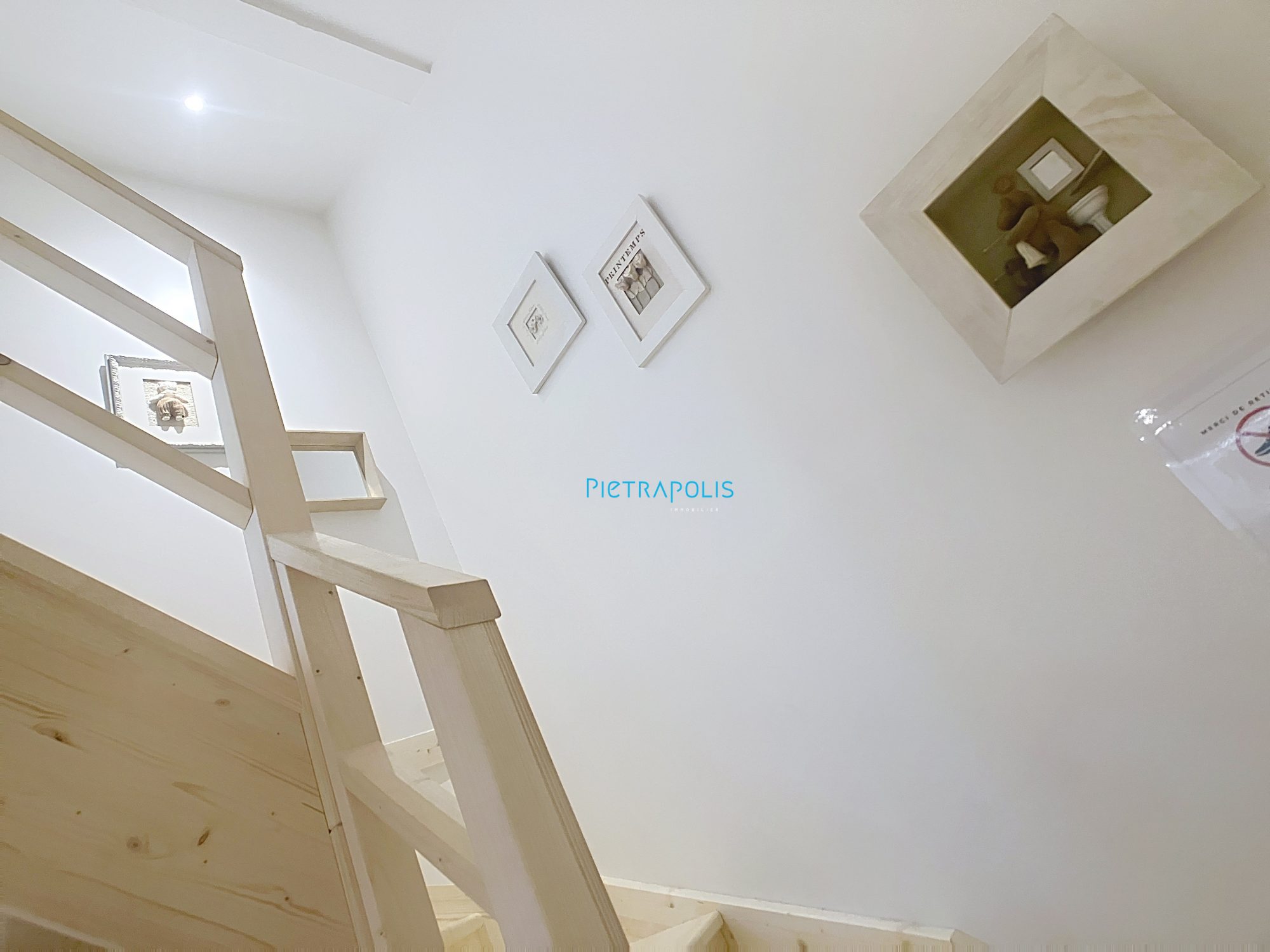 Logement - rénové 100% - 3 chambres - garage Villefranche-sur-Saône 69400