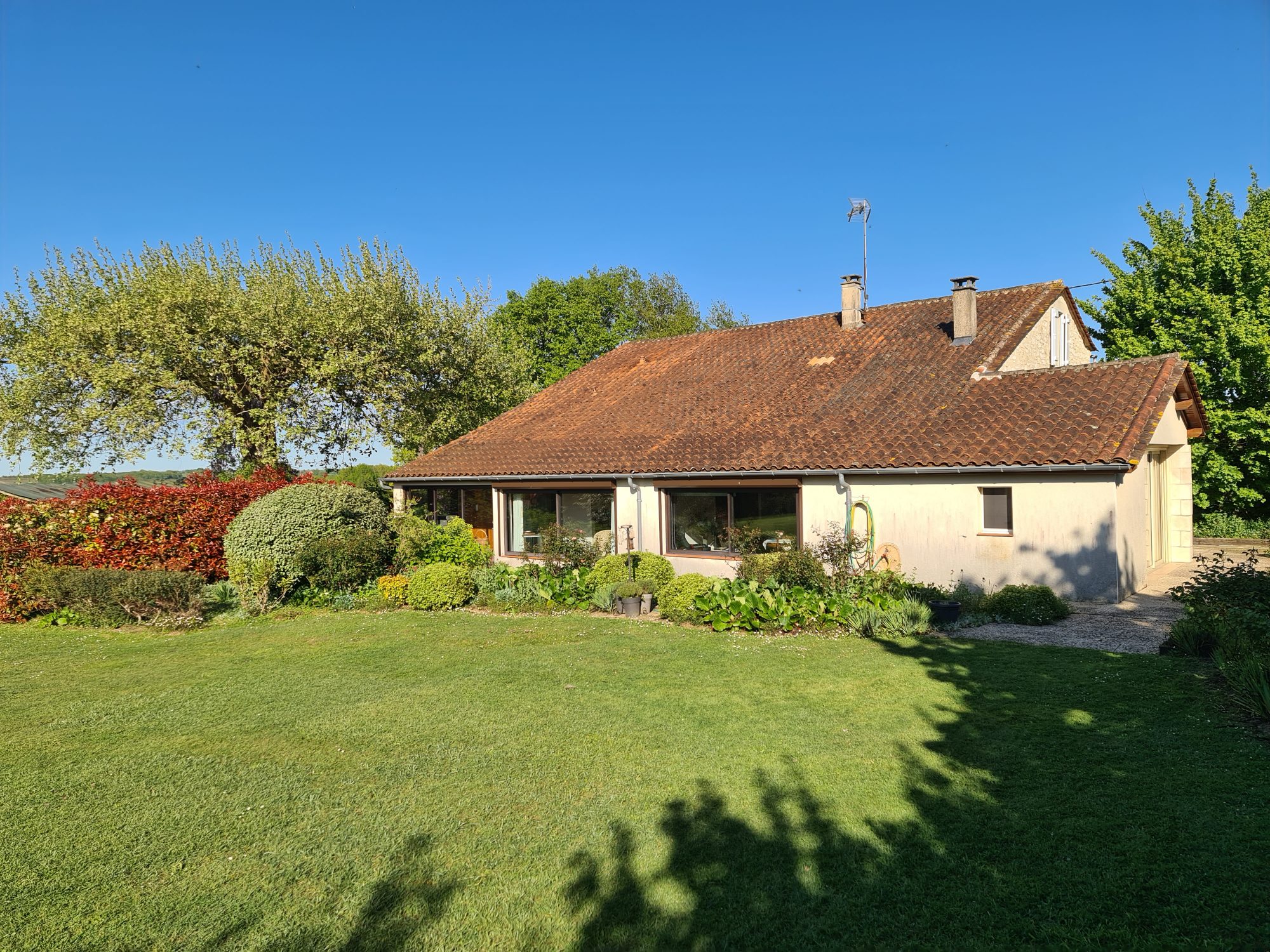 JOLIE MAISON en Pierre