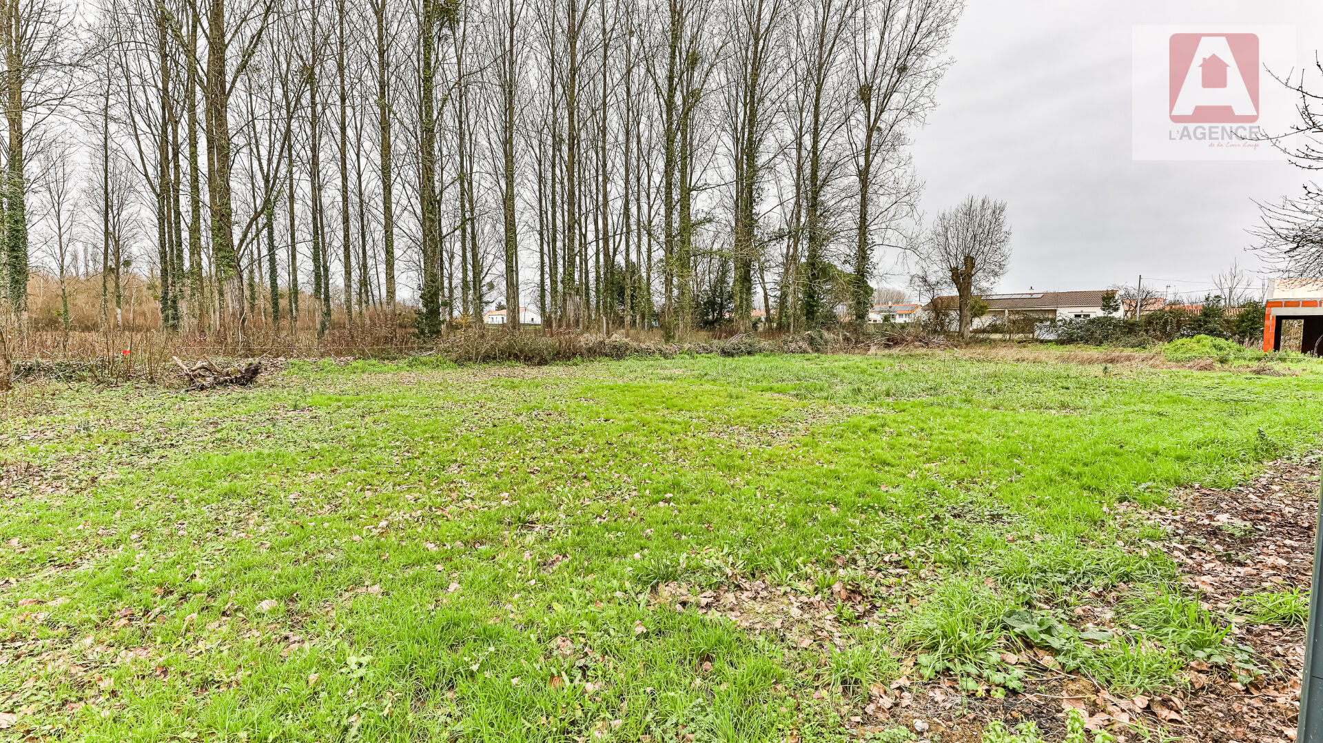 Terrain Commequiers 745 m2 COMMEQUIERS 85220