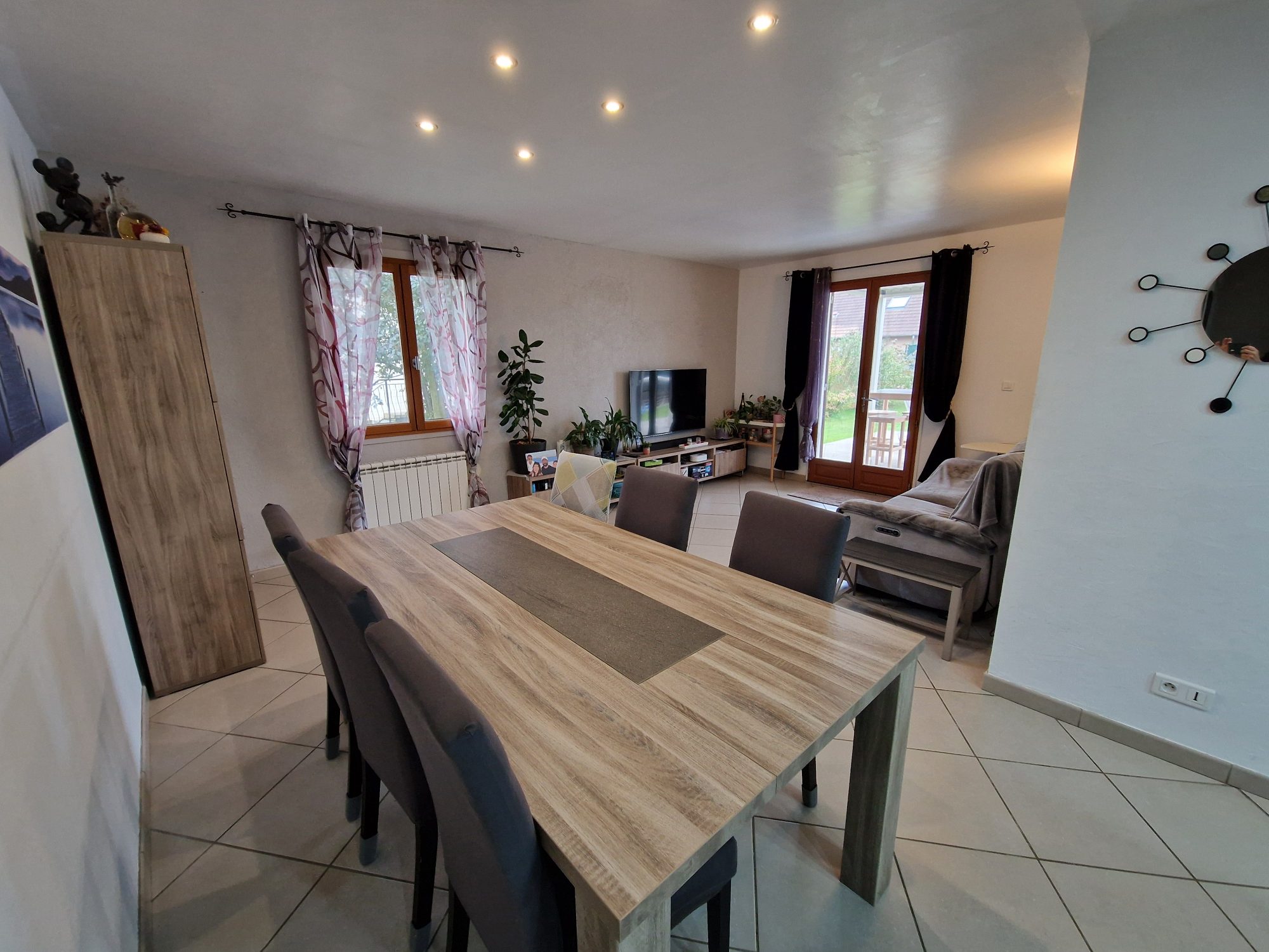 CREMIEU, MAISON PLAIN PIED 105 M2 Crémieu 38460
