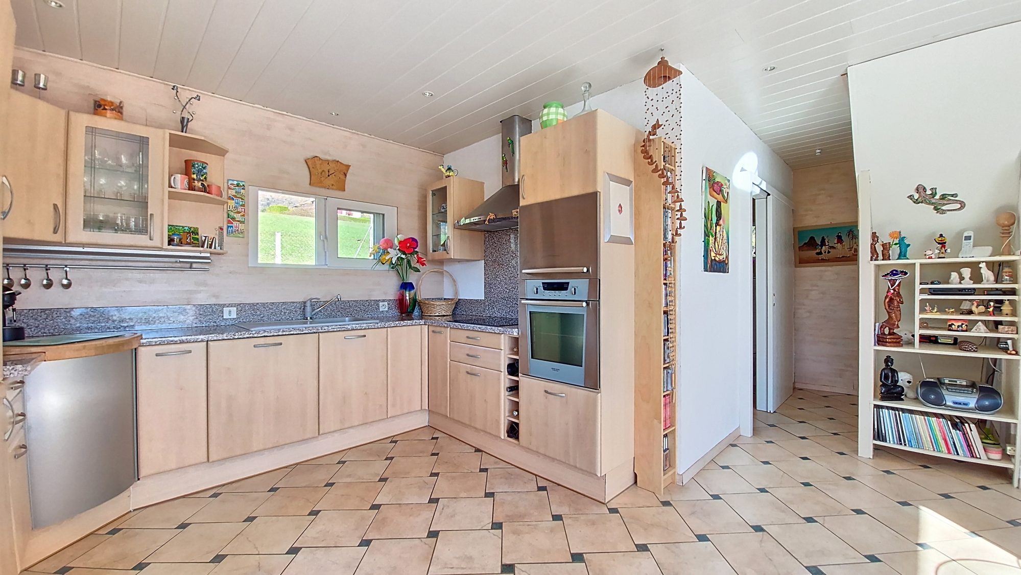 Ensemble immobilier de 2 maisons individuelles Thoiry 01710