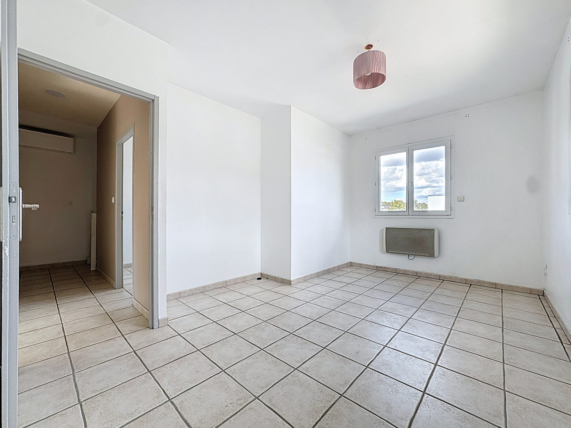 Maison rénové en 2020 de 160m2 utile avec 3 chambres Saint-Genis-Laval 69230