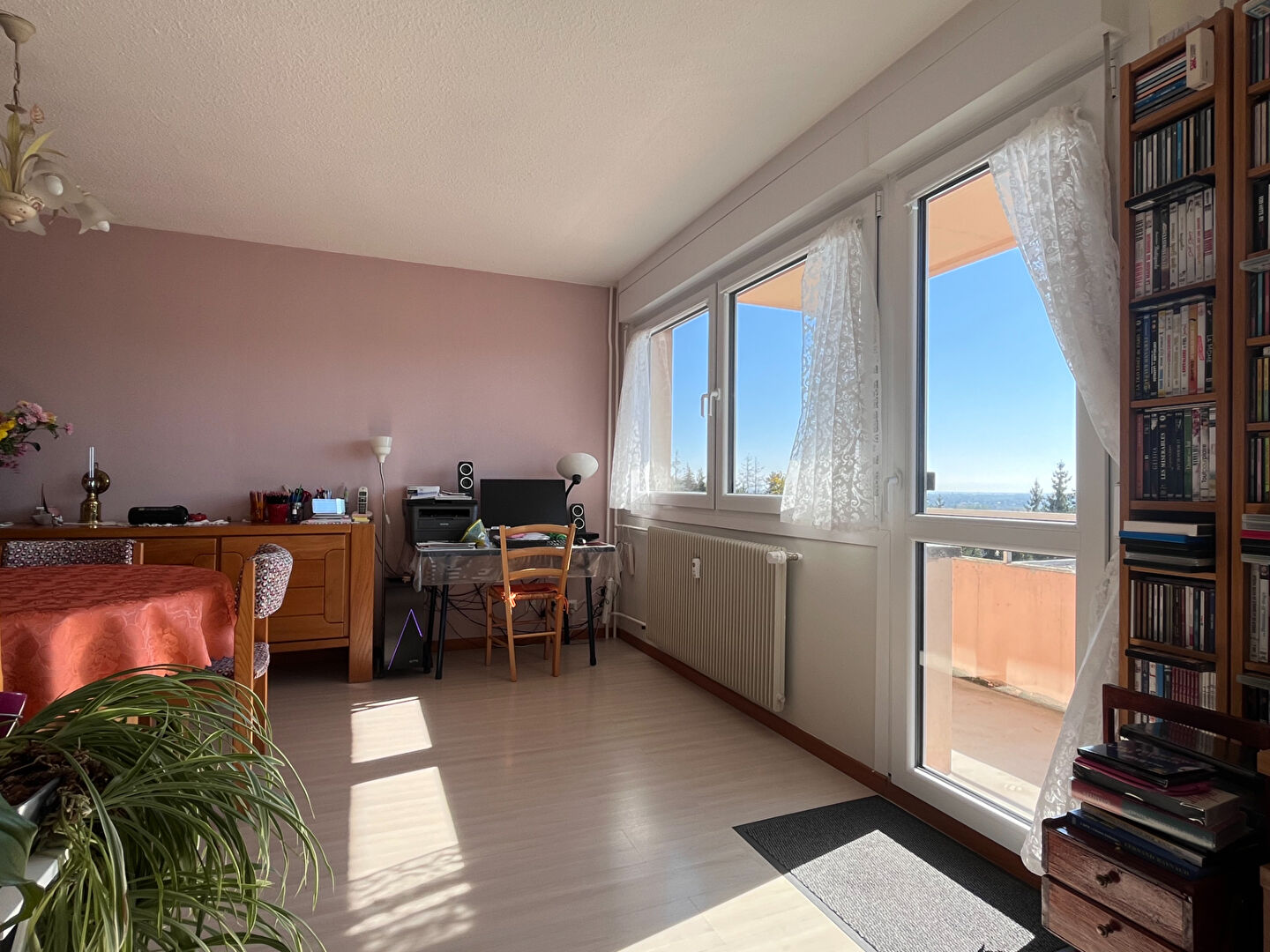 APPARTEMENT 3 PIÈCES - 80 m² - VUE PANORAMIQUE