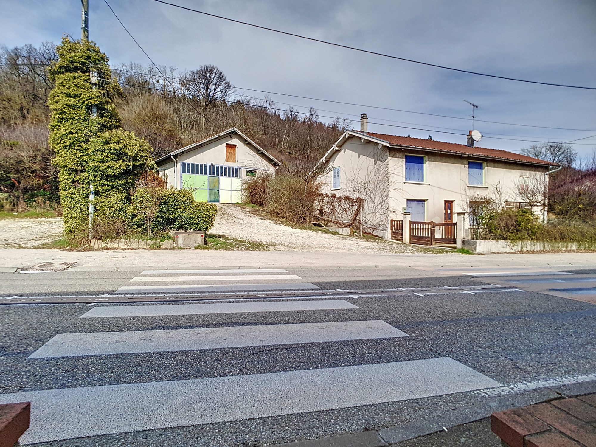 Maison à rénover avec gros potentiel