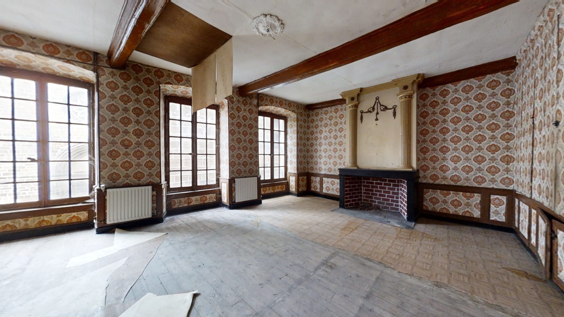 Maison avec local commercial Langeac 43300