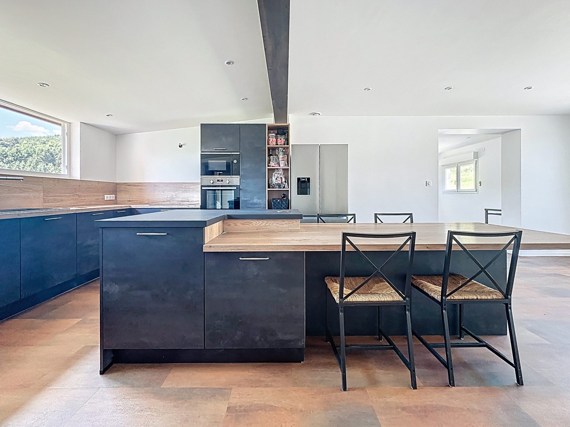 Maison spacieuse, lumineuse sans aucuns travaux intérieur à prévoir Tarare 69170