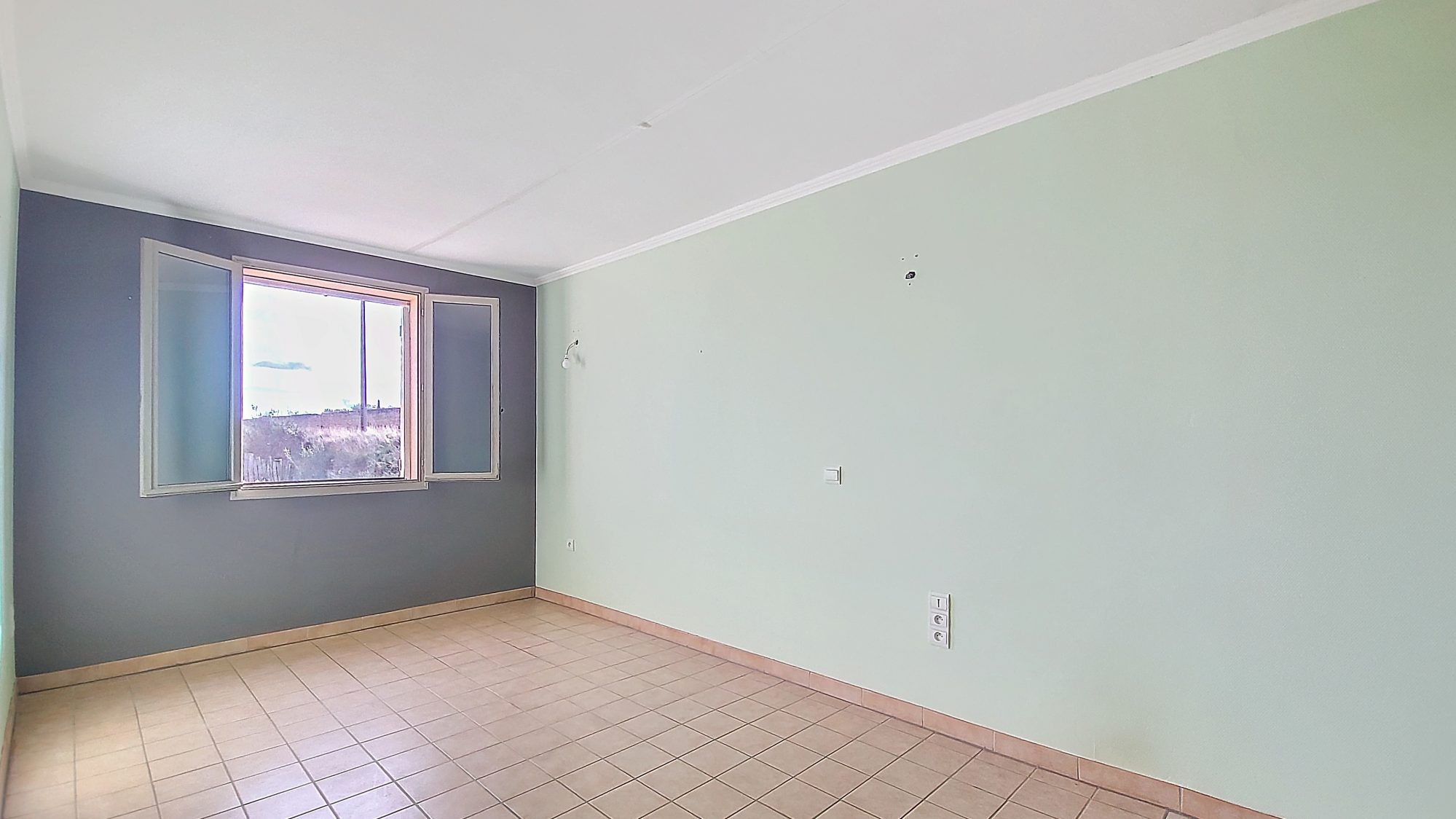 Grande Maison Familiale 180 m2 avec appartement indépendant -  Terrain de 4630 m2 Courthézon 84350