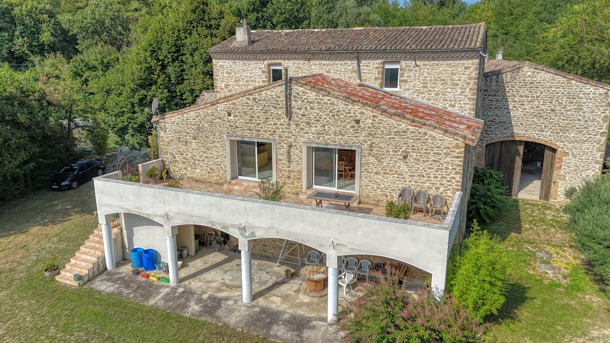 Magnifique bâtisse en pierre Étoile-sur-Rhône 26800