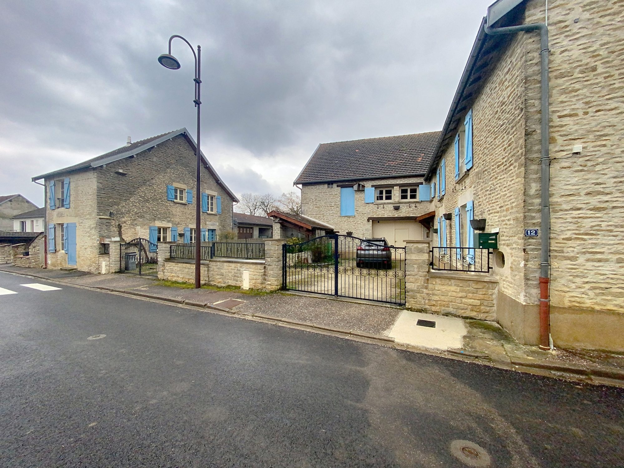 Corps de ferme proche Chaumont Semoutiers-Montsaon 52000