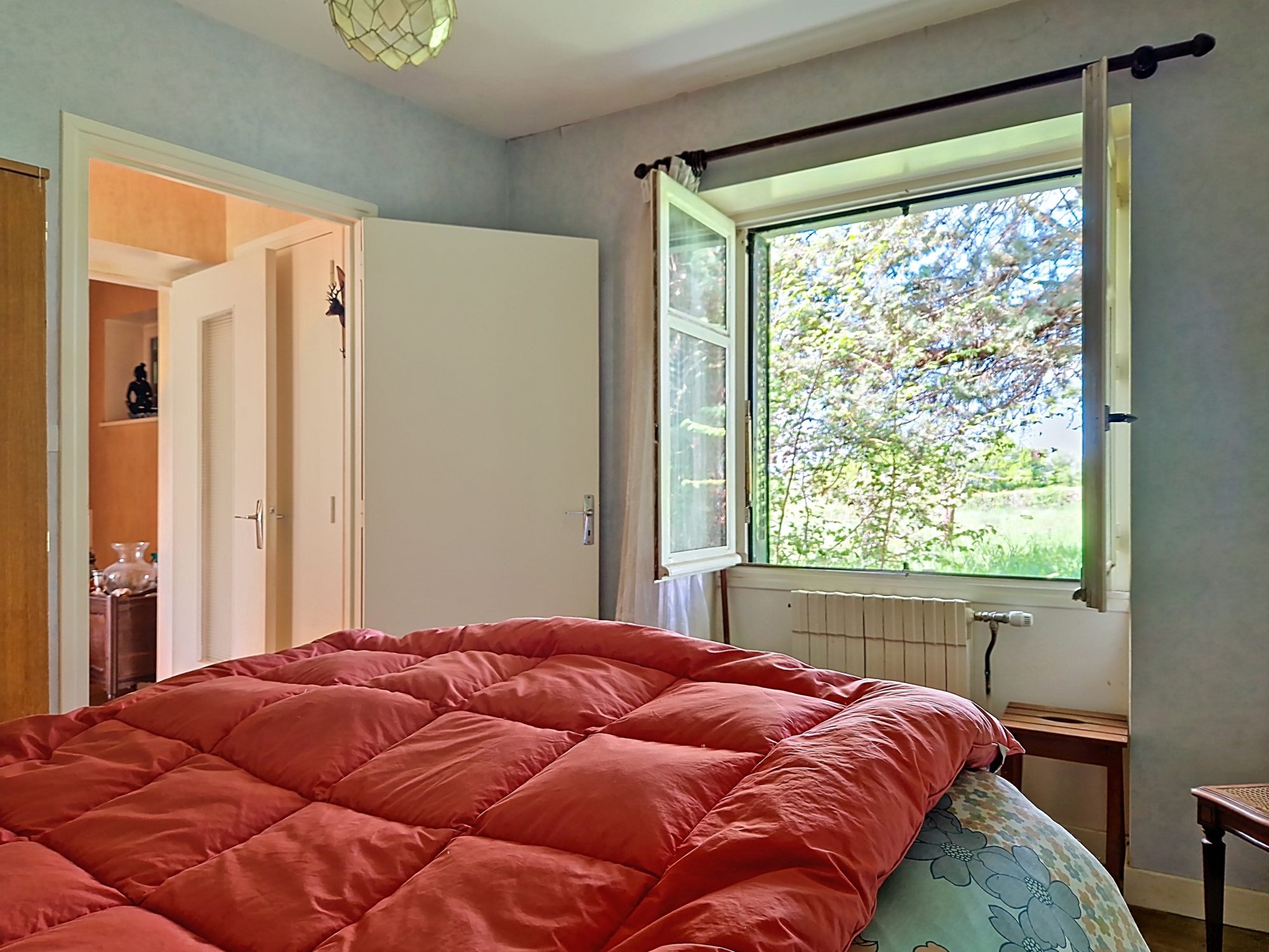 Maison en pierre – 4 chambres – 148 m² habitables – à réinventer selon vos envies Colombier-en-Brionnais 71800