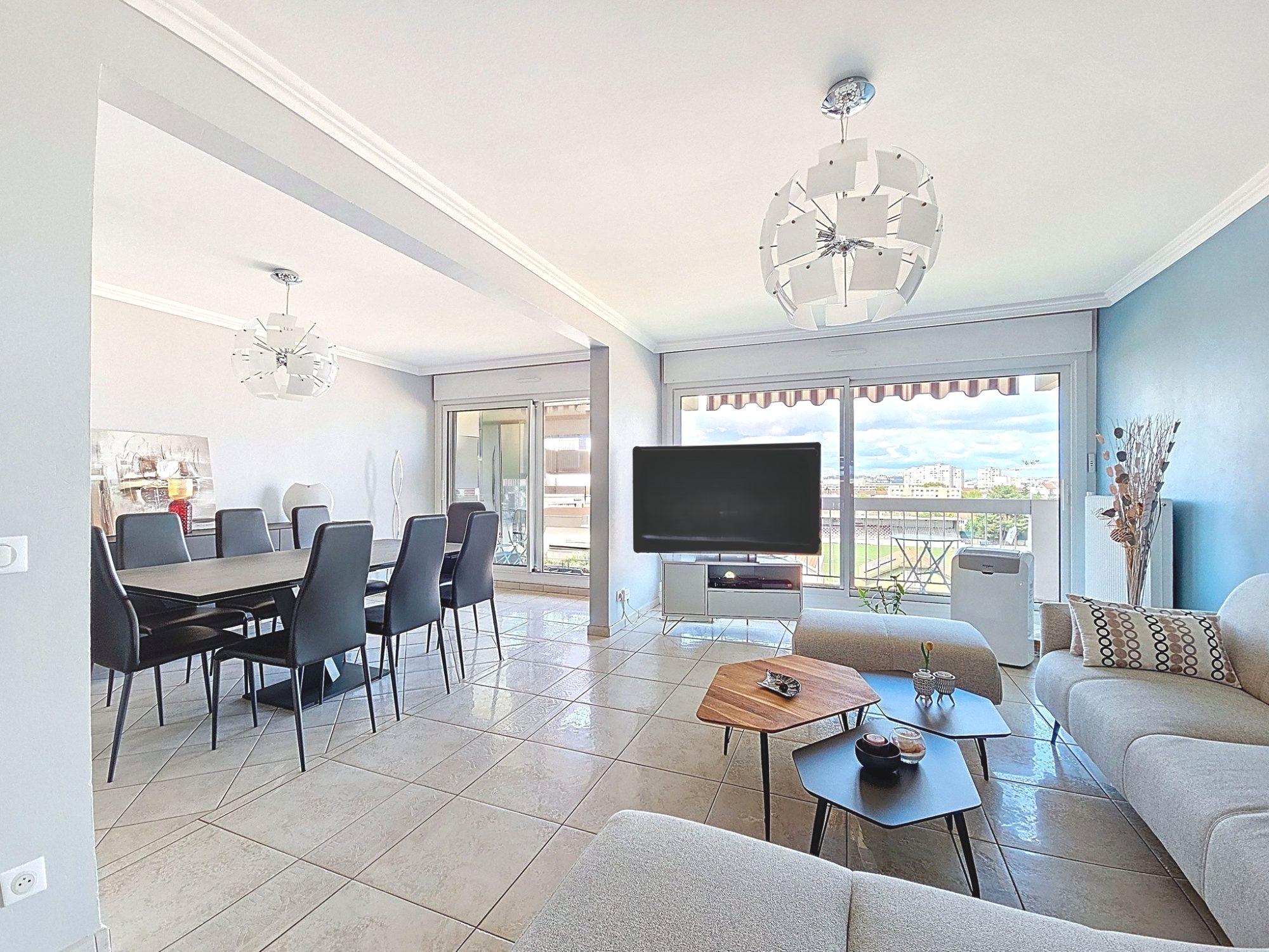96 M2 AU DERNIER ETAGE EN EXCELLENT ETAT