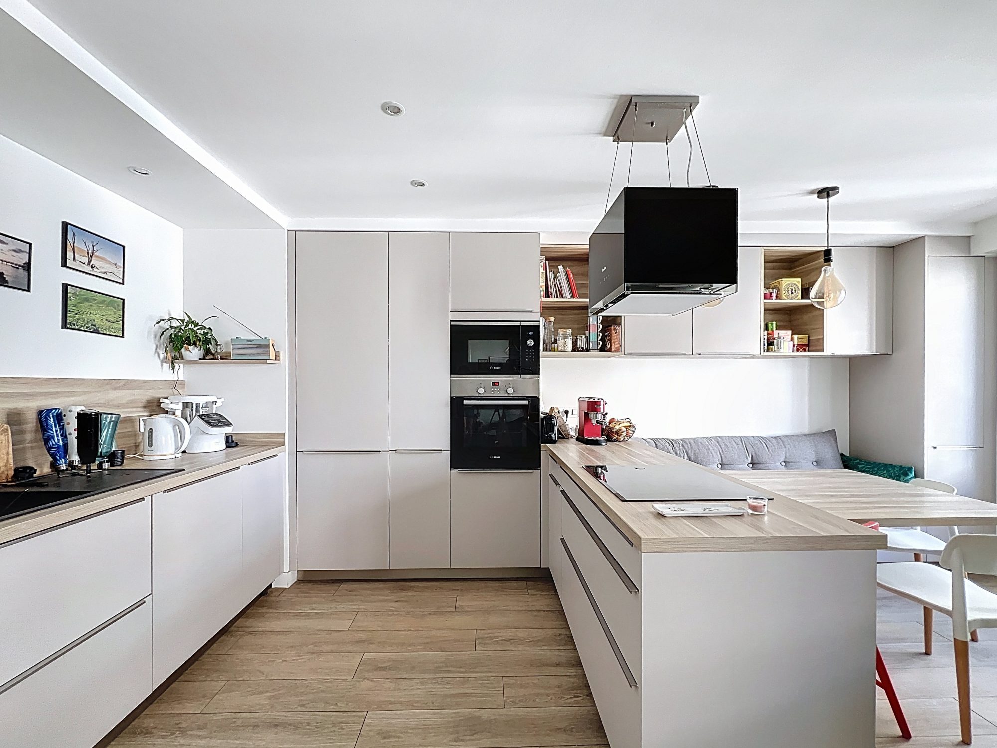 Appartement T5 - 105 m2 avec terrasse et stationnement