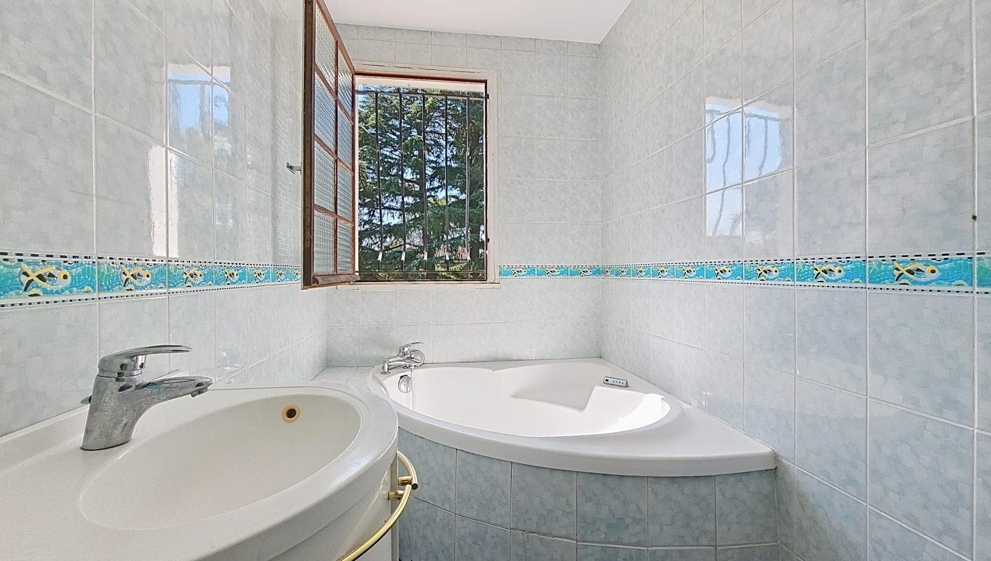 Maison proche Point du Jour à rénover Lyon 69005