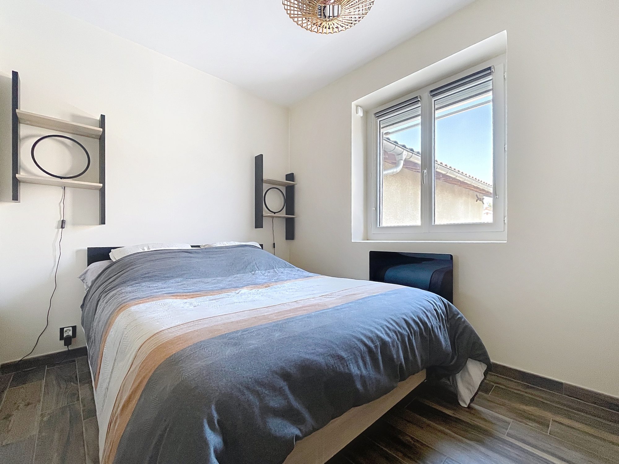 BEAU T3 d'env. 52 m² au calme avec balcon et parkings Ars-sur-Formans 01480