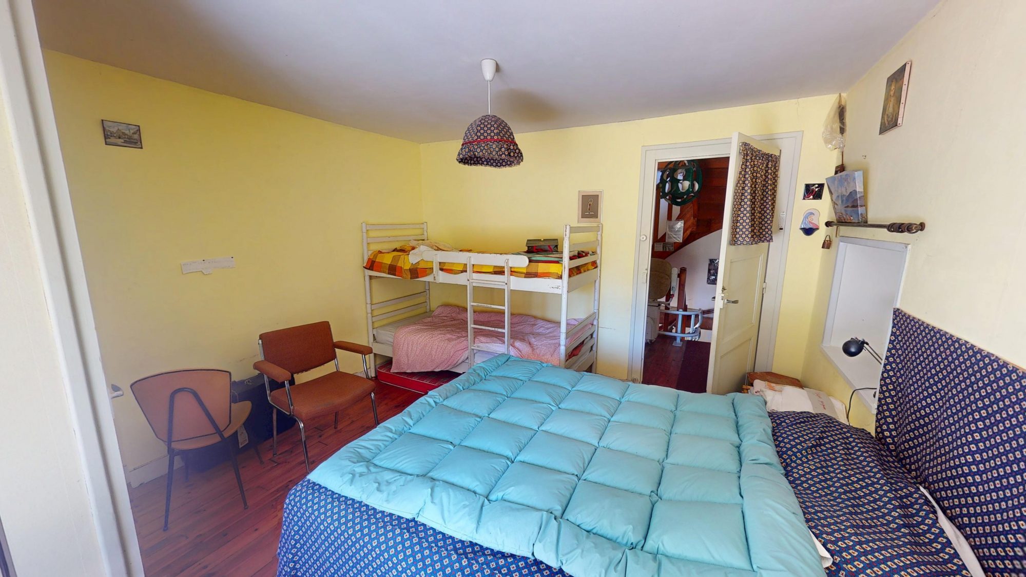 Ferme à rénover sur 1 hectares 5 de terrain constructible Usson-en-Forez 42550