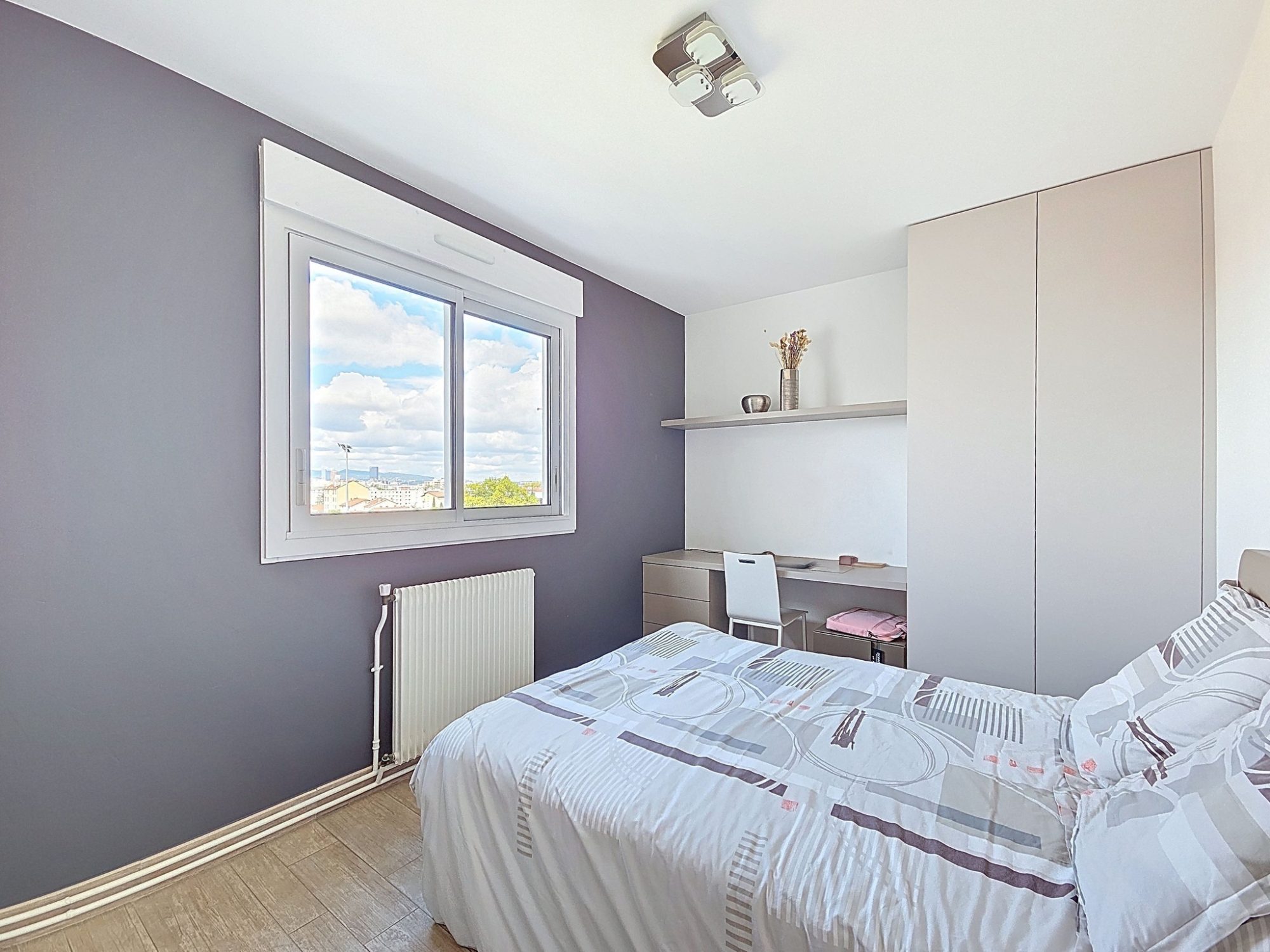 96 M2 AU DERNIER ETAGE EN EXCELLENT ETAT Lyon 69008
