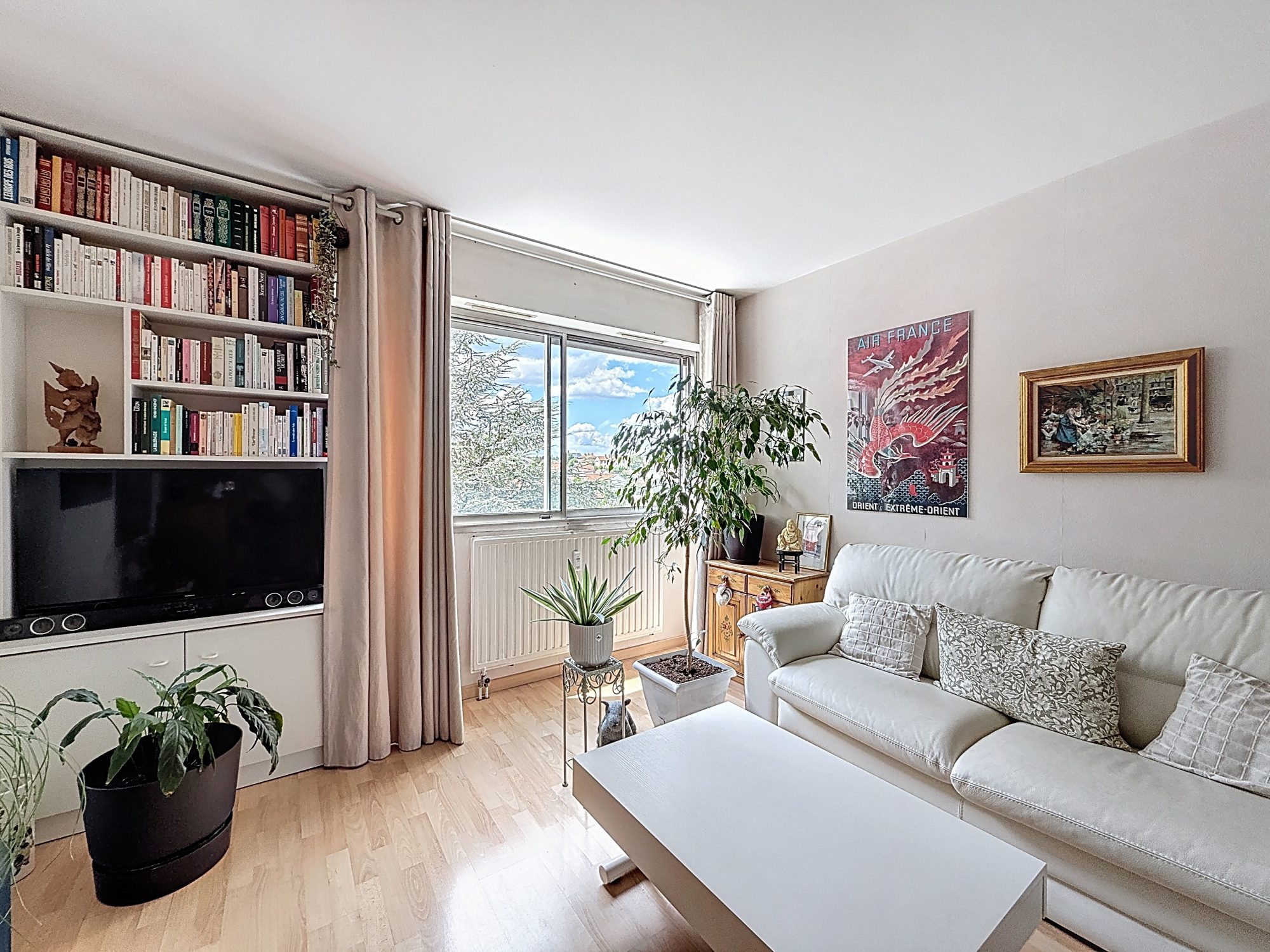 Grand T2 lumineux proche centre ville
