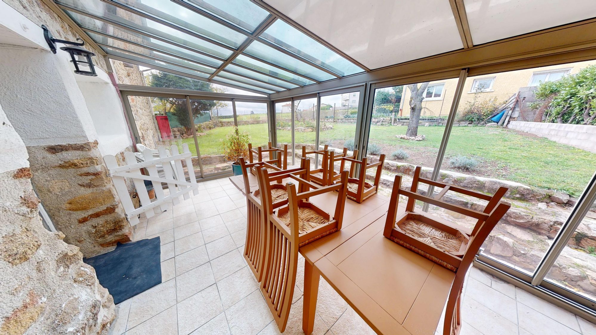 Maison - 6 pièces - 94 m² - Bas-en-Basset (43210)