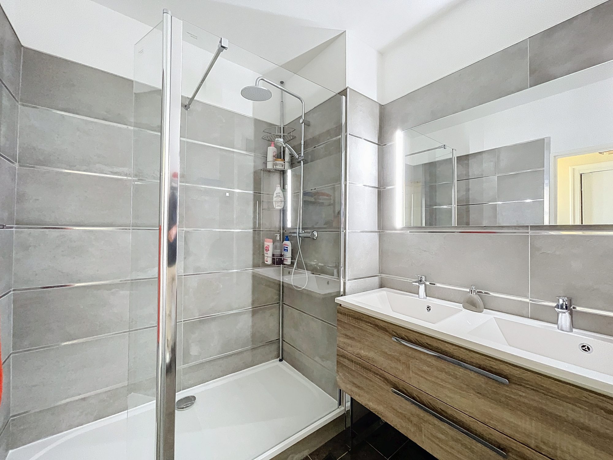 Appartement - 4 pièces - 121 m² - Chaumont (52000)