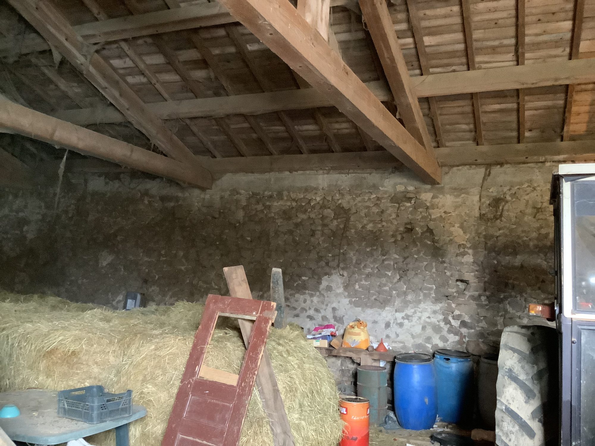 Maison - 4 pièces - 89 m² - Saint-Julien-Molhesabate (43220)