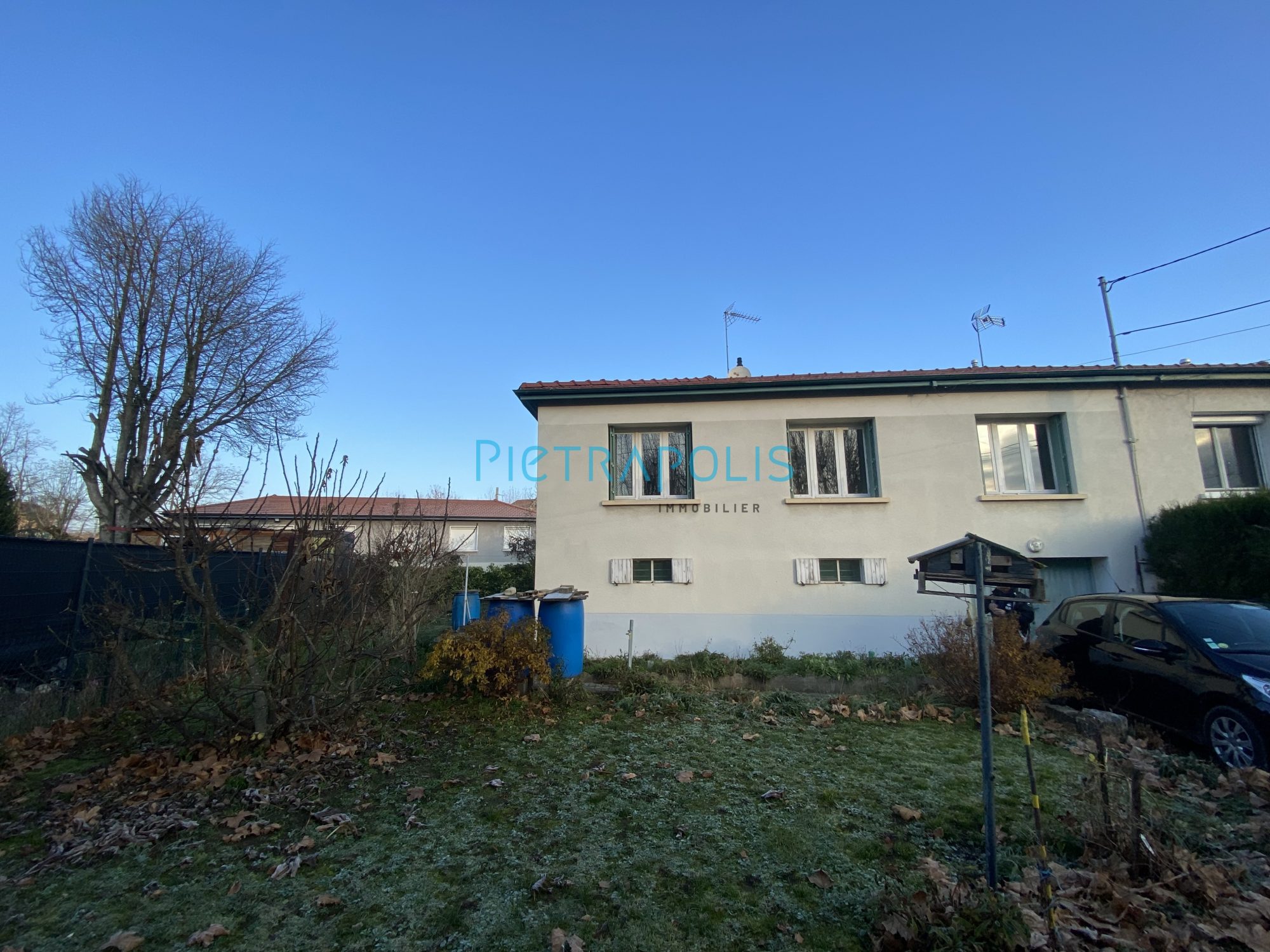 Maison mitoyenne à rénover - 62 m² - jardin 393 m²