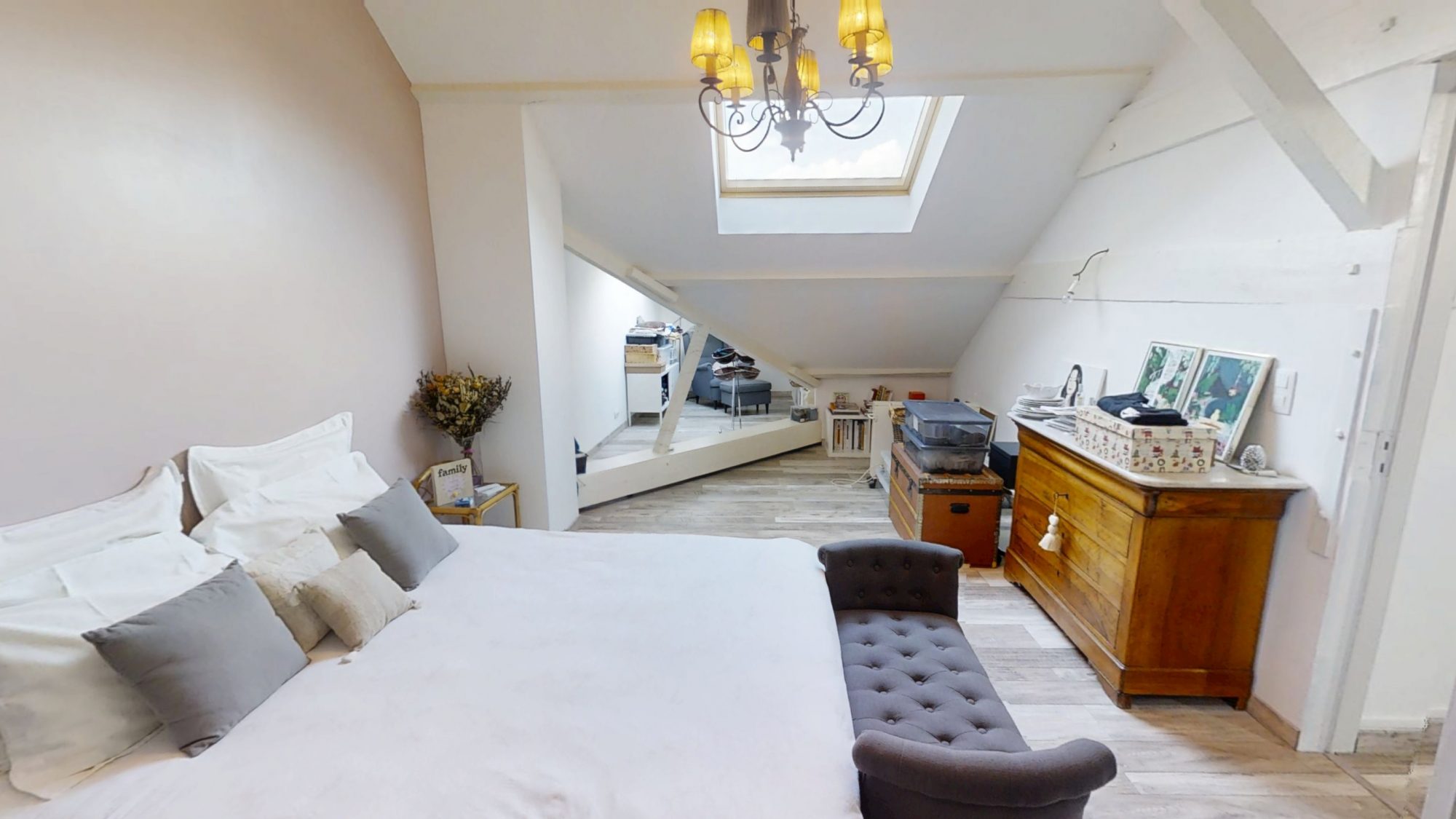 Maison - 8 pièces - 220 m² - Courpière (63120)