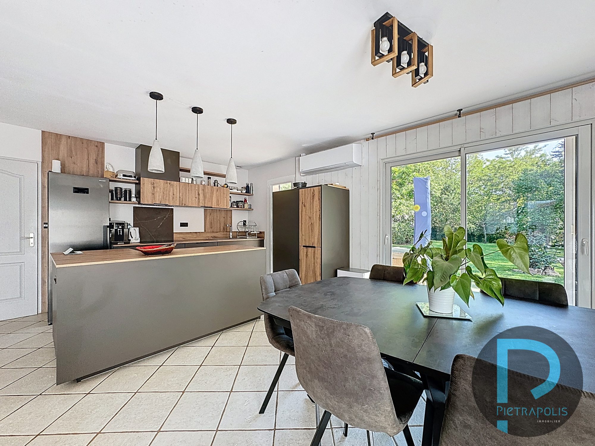 VILLA PLAIN PIED - 1500 m2 de terrain à  LA CHAPELLE DE GUINCHAY