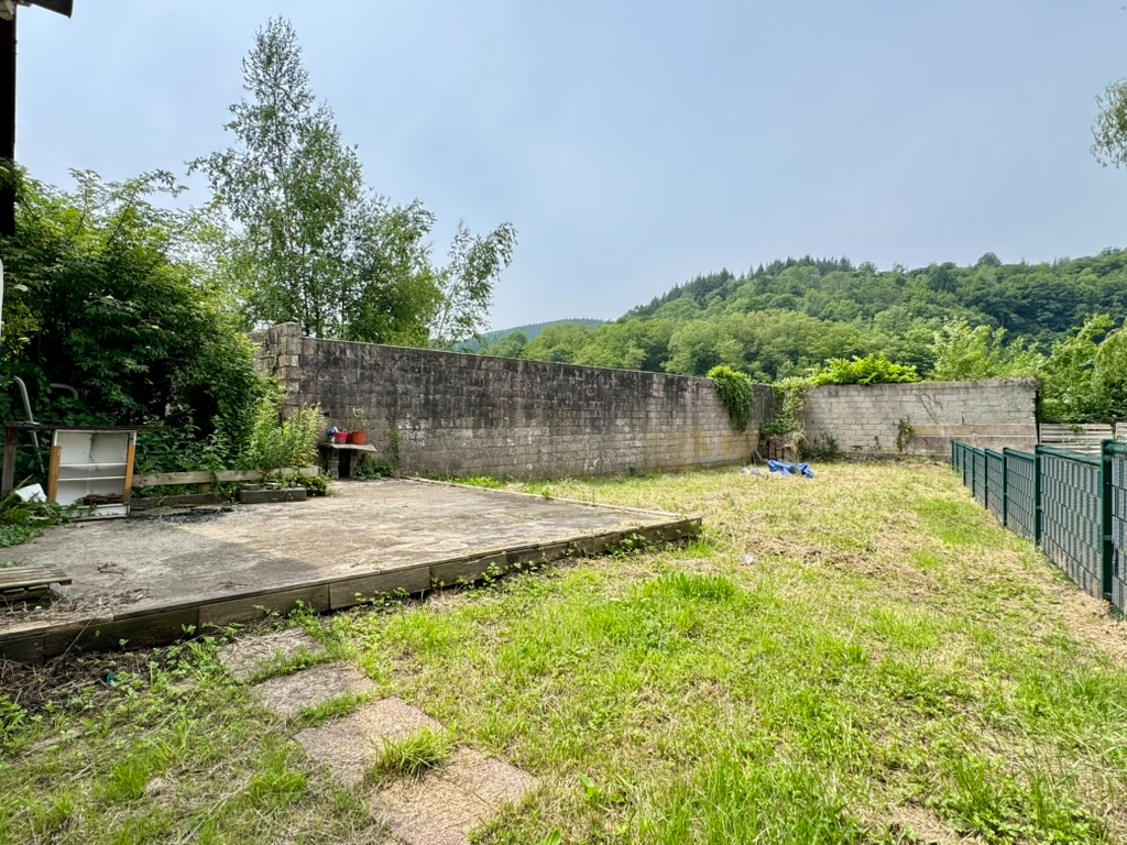 Appartement en duplex 4 chambres avec jardin et dépendance - Rothau centre
