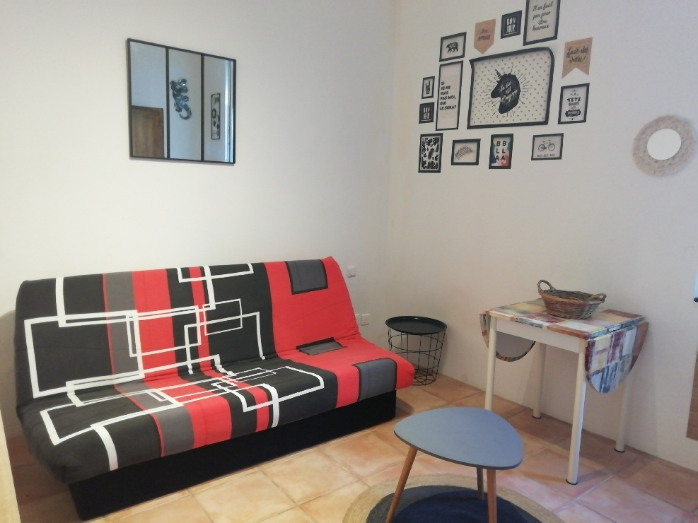 VENTE d'un studio de 22m² + 1 pièce de 15m² à AGDE