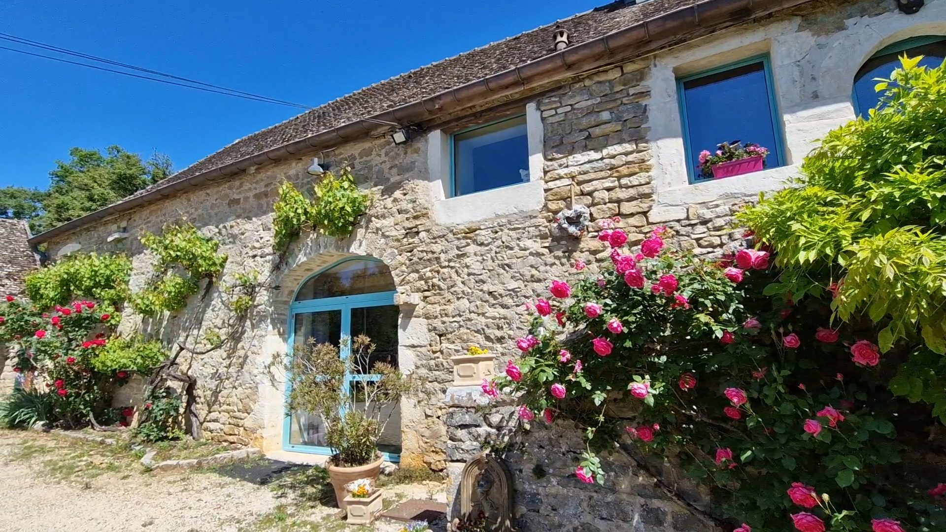 Très belle longère en côte chalonnaise Givry 71640