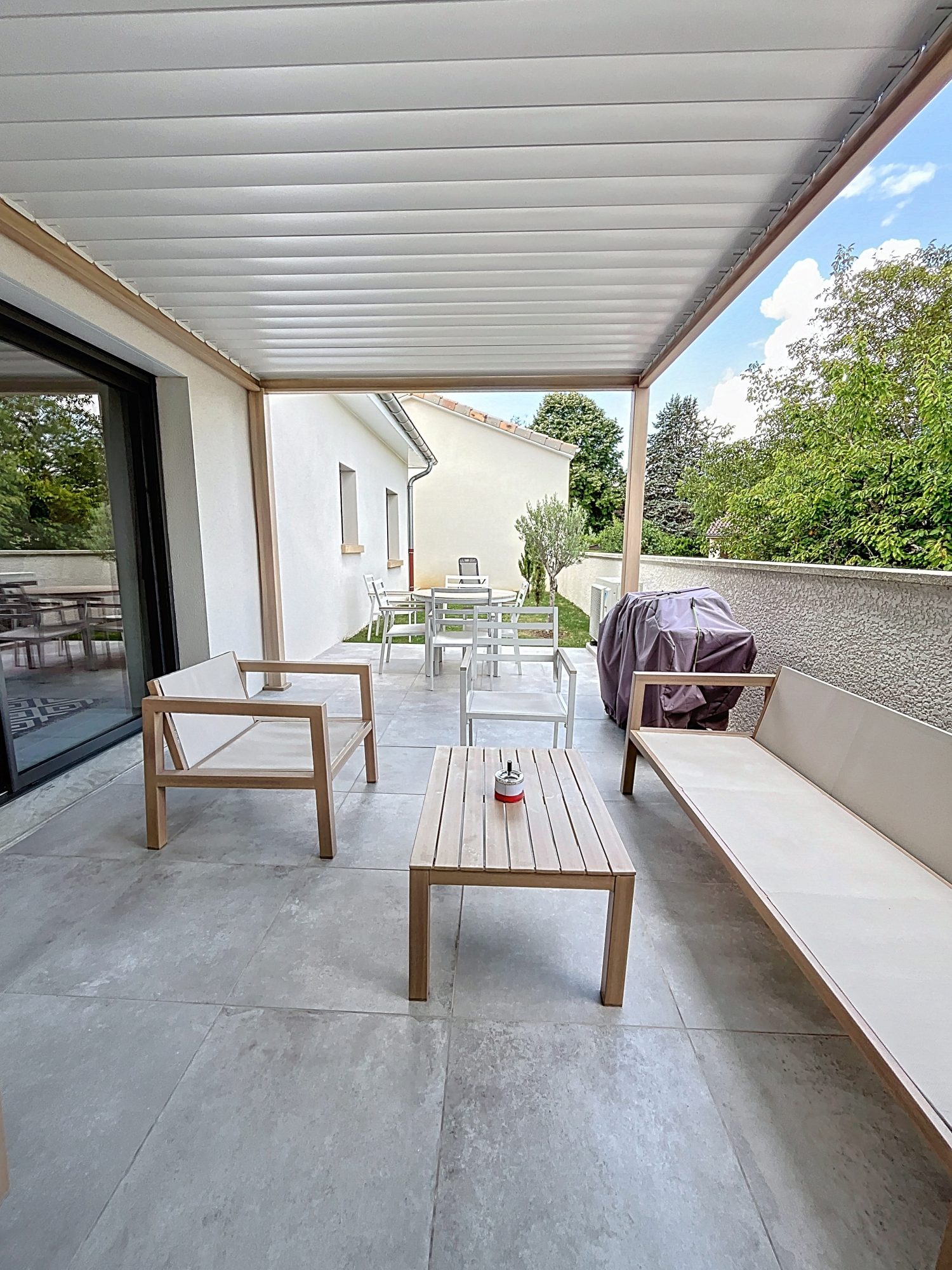 MAISON NEUVE Crêches-sur-Saône 71680