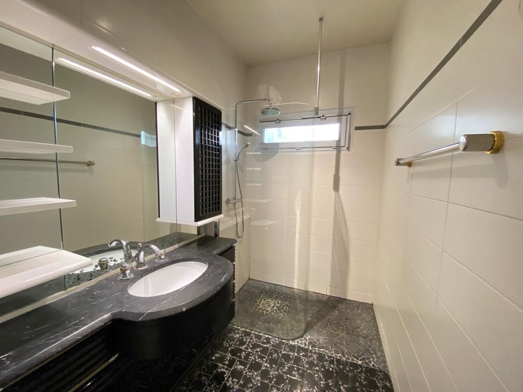 Grande maison avec piscine et grand terrain de 1250m2 Dardilly 69570