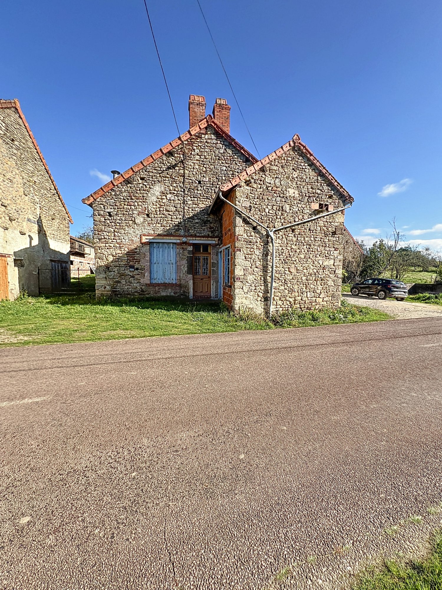Corps de ferme à rénover Saint-Pierre-en-Vaux 21230